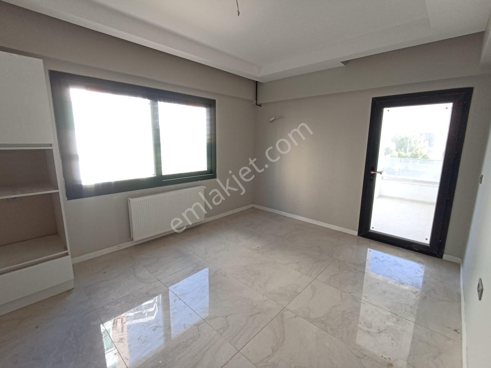 Mükemmel Lokasyonda Sosyal Yaşam Alanlı Sitede 4+1 Sıfır Lüks Daire - Görsel 16