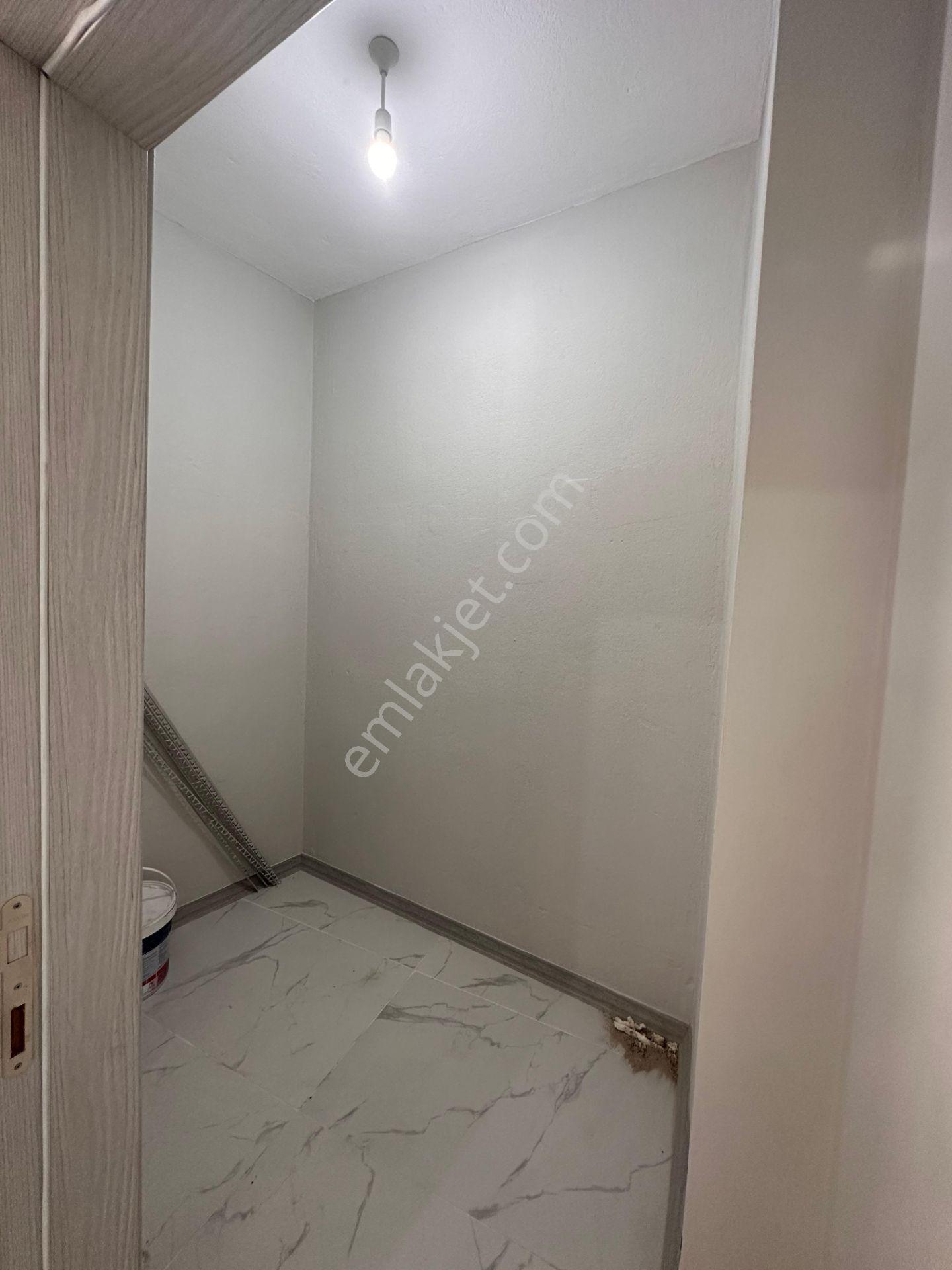 Ptt Karşısı Ana Cadde Üzeri Satılık Ofis - Görsel 24