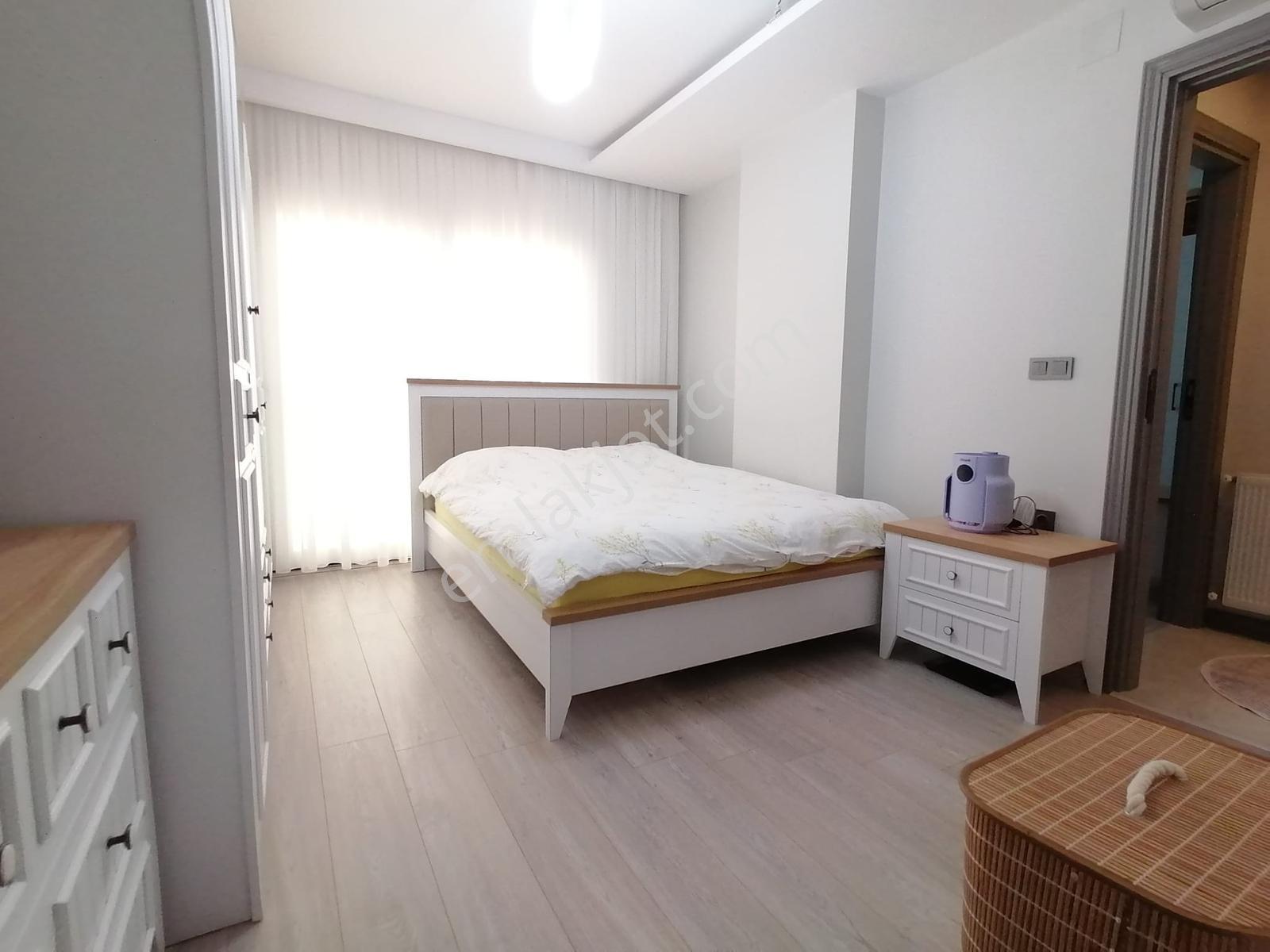 Emfadan T.özal Bul.medline Hastanesi Karşısı Yeni Bina 3+1 Daire - Görsel 18