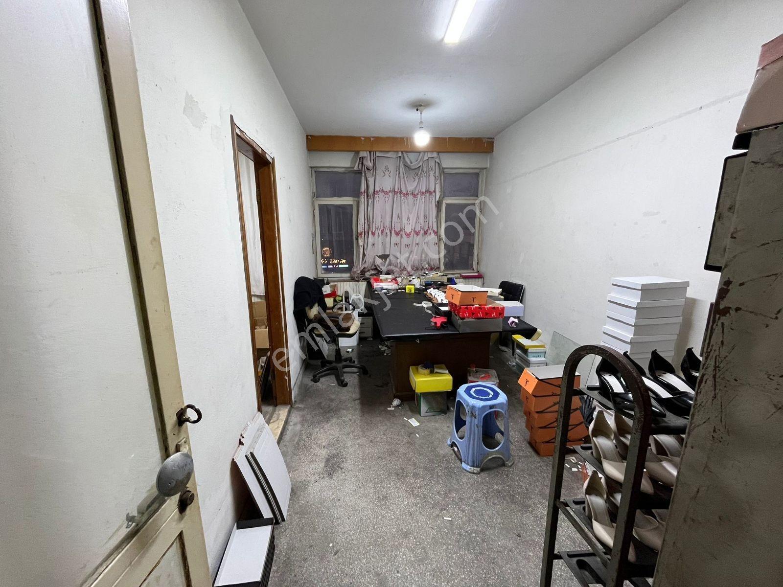 Balo Gayrimenkul'den Şarampol Kapalı Yol İş Hanı 1. Kat Dükkan - Görsel 14