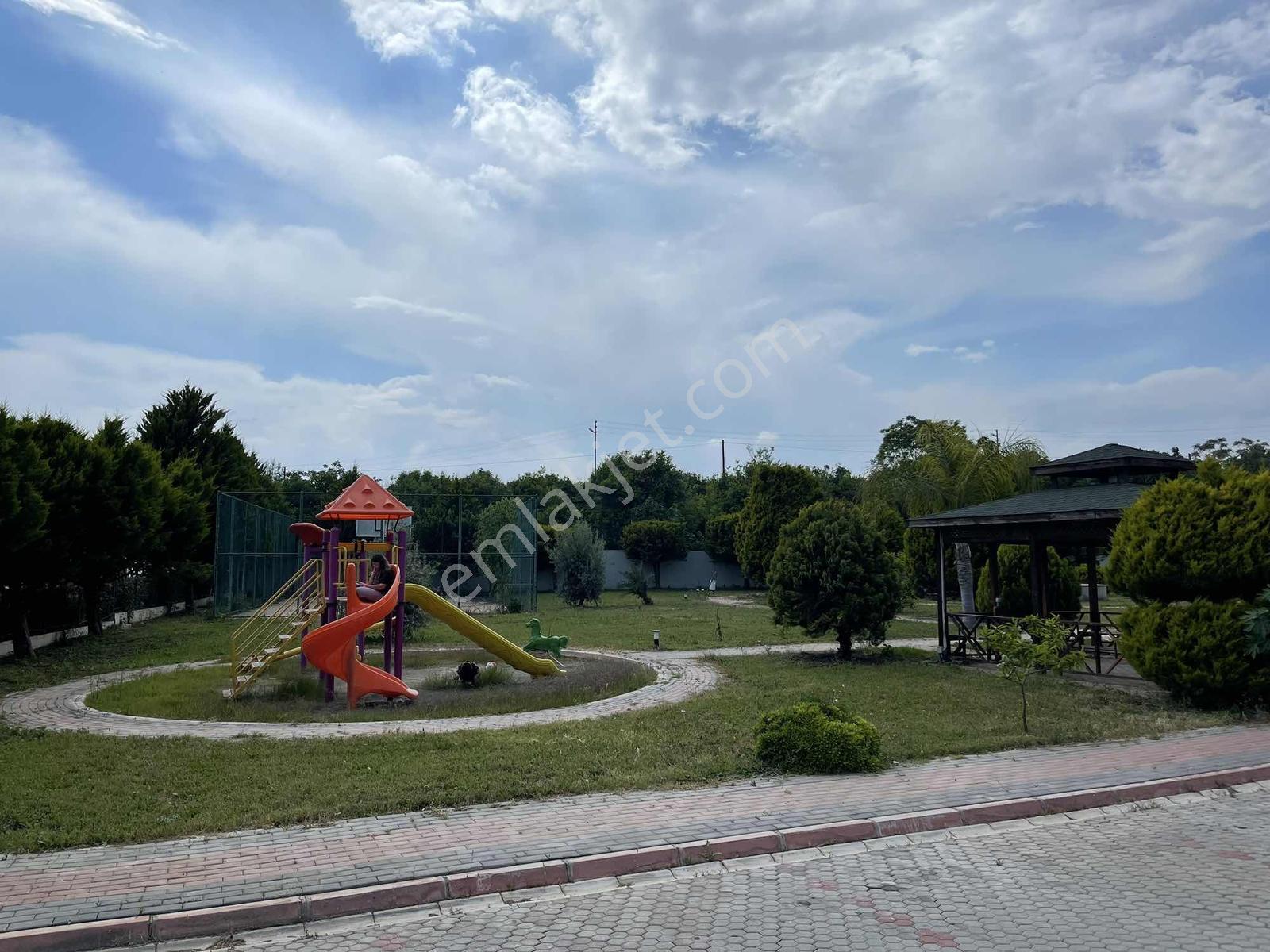 Arda'dan Mersin Yenişehir Çiftlikköy'de Site İçi 2+1 Satılık - Görsel 3