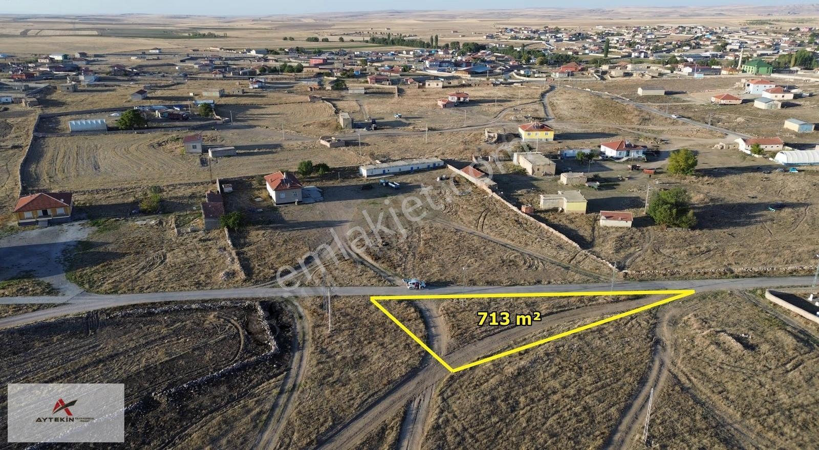 Yunak Çayırbaşında 713 M2 Müstakil Tapulu Konut İmarlı Arsa