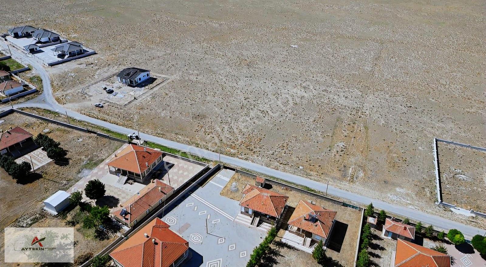 Kulu Acıkuyuda 1.060 M2 Müstakil Tapulu Konut İmarlı Arsa - Görsel 6