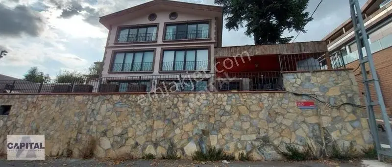 Sarıyer Maden Mah Boğaz Manzaralı 7+3 Havuzlu Lüks Satılık Villa