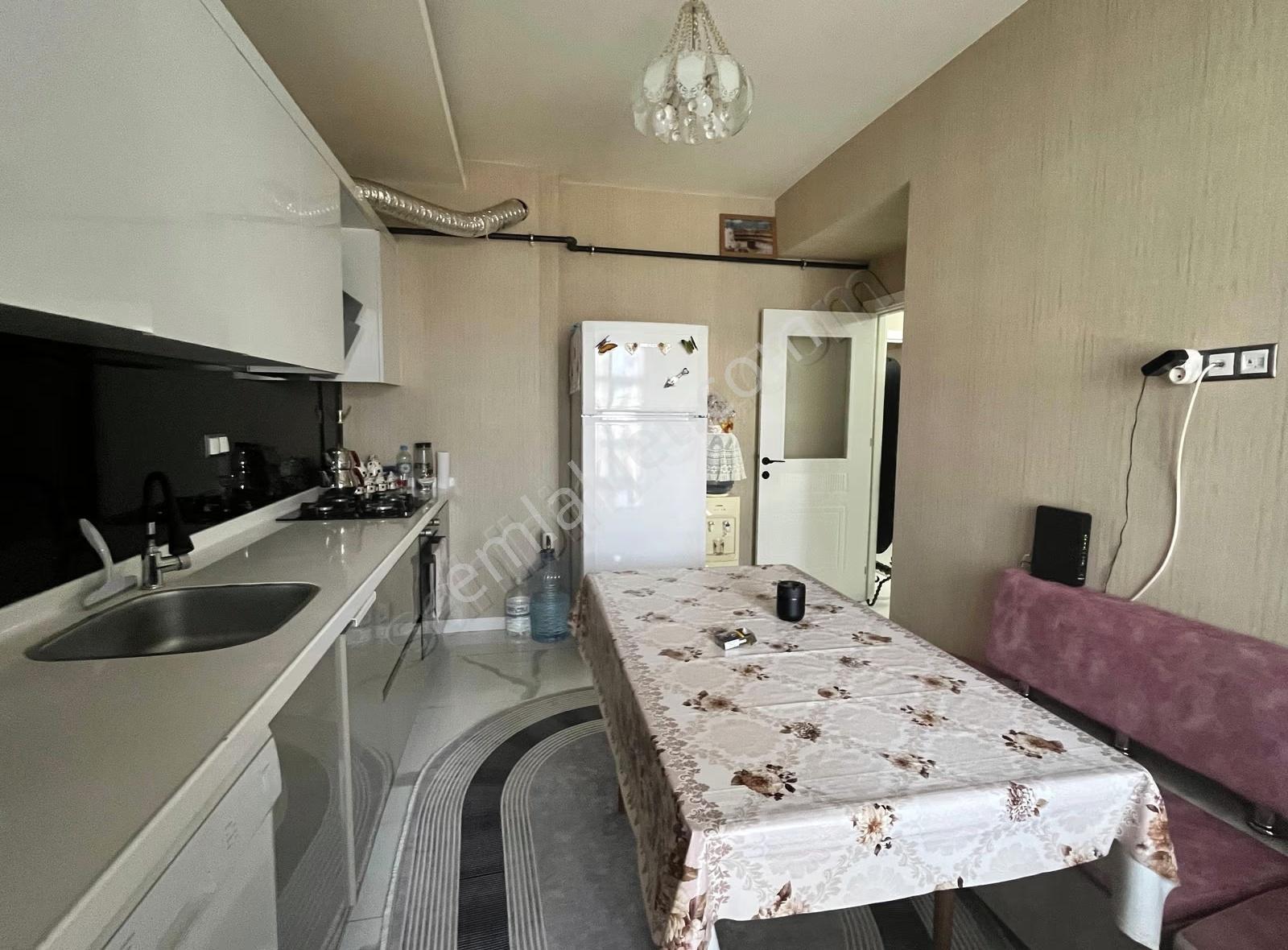 Şafak Caddesi Üzeri Satılık 2+1 Daire - Görsel 5