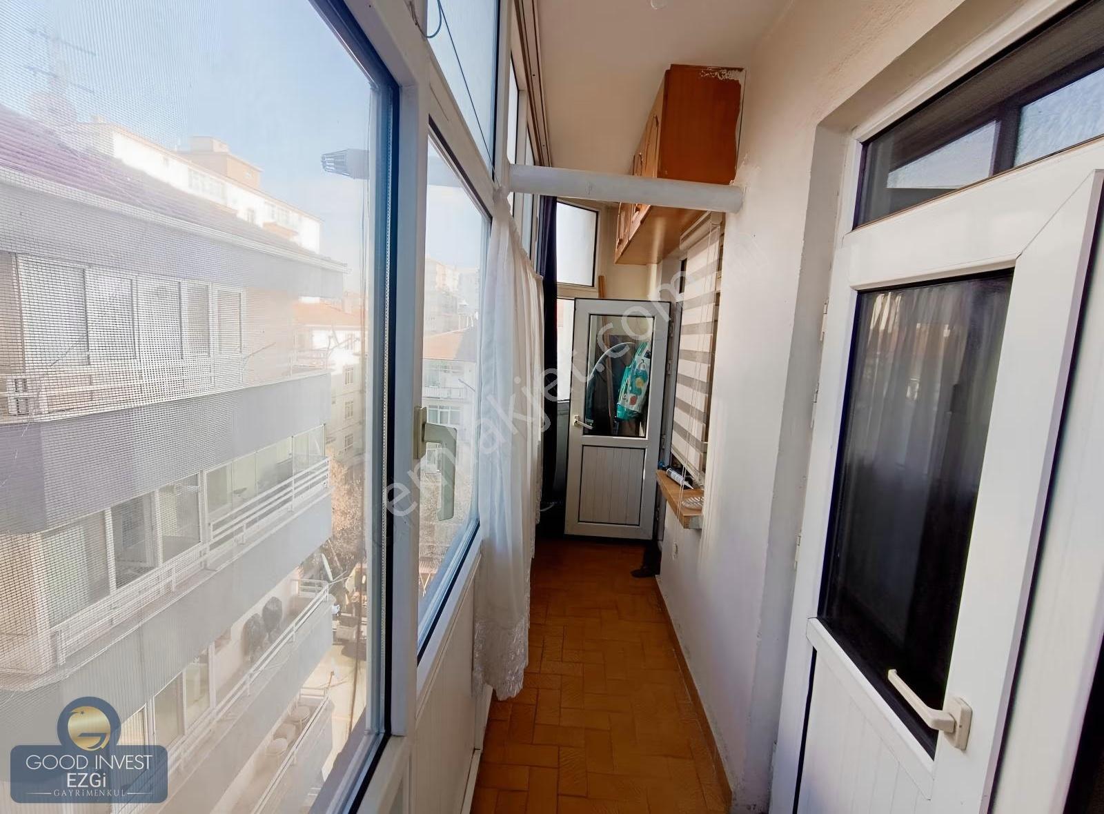 Demetevler Metroya 2dk Ön Cephe Katta Asansörlü Bağımsız Daire - Görsel 12