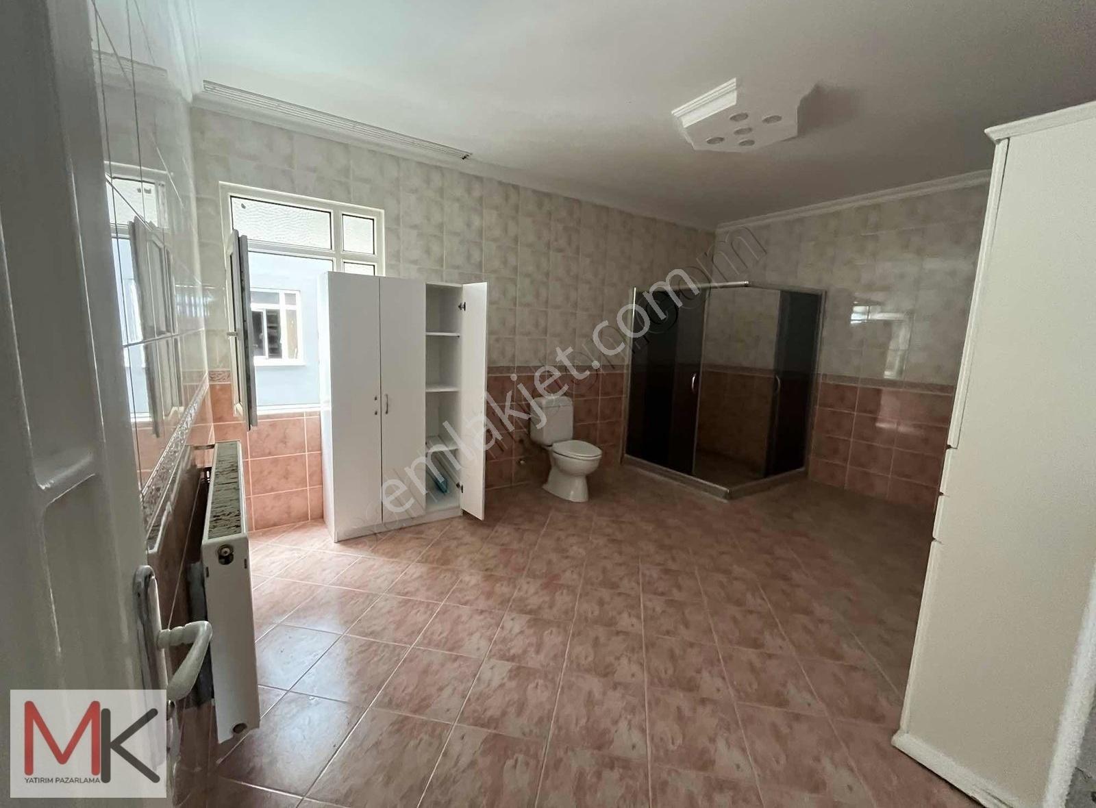 Mk Yatırım Dan Satılık Çelik Sitesinde Deniz Manzaralı Daire - Görsel 14