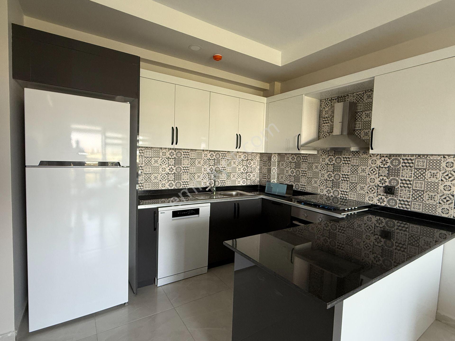 Deniz Ve Konfor Bir Arada | Liparis Kremlin'de 1+1 Kiralık Daire - Görsel 27