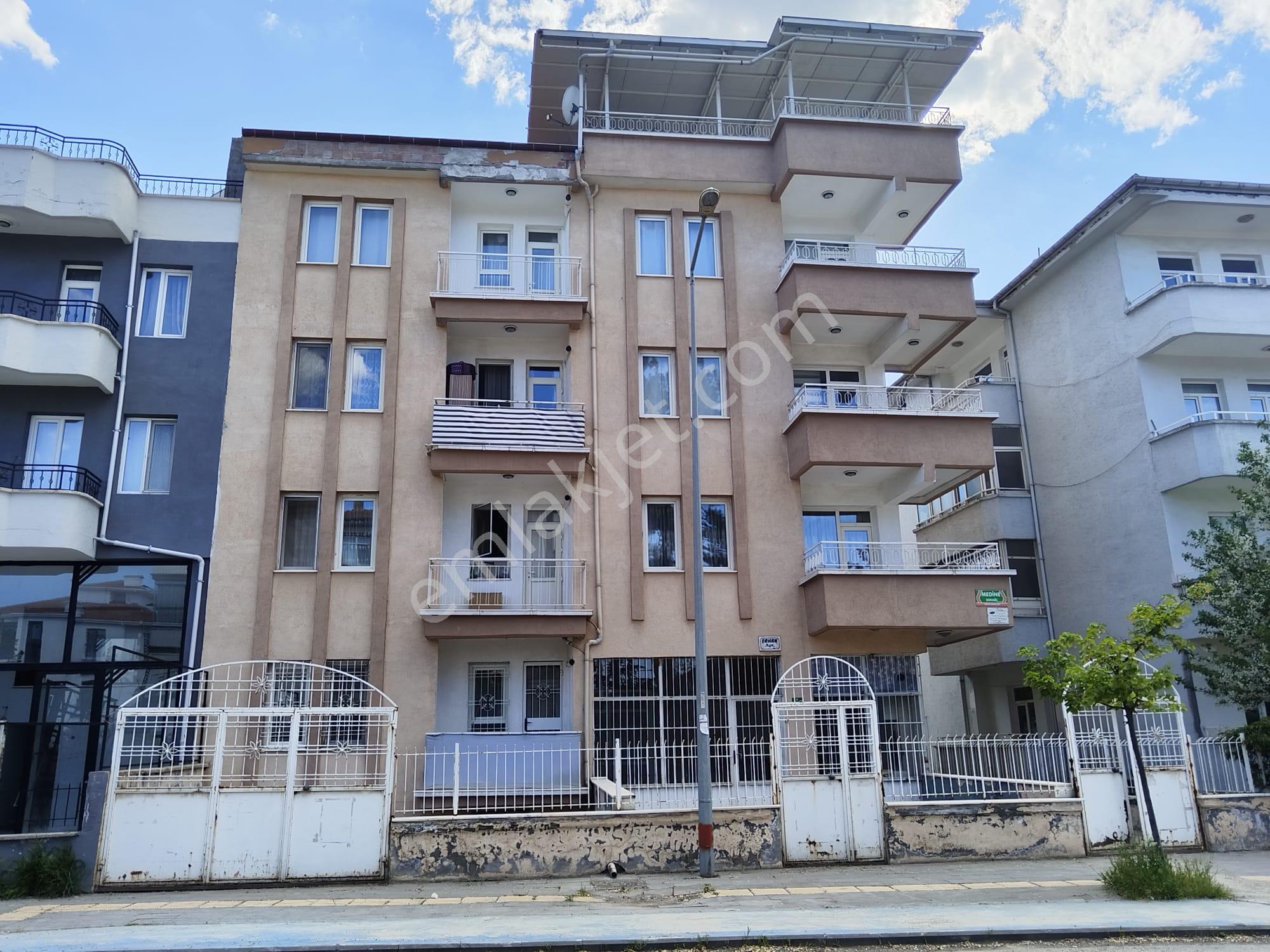 Kumsal'dan İnönü Mah / İstasyon Mevkii Kiralık 35 M2 Dükkan
