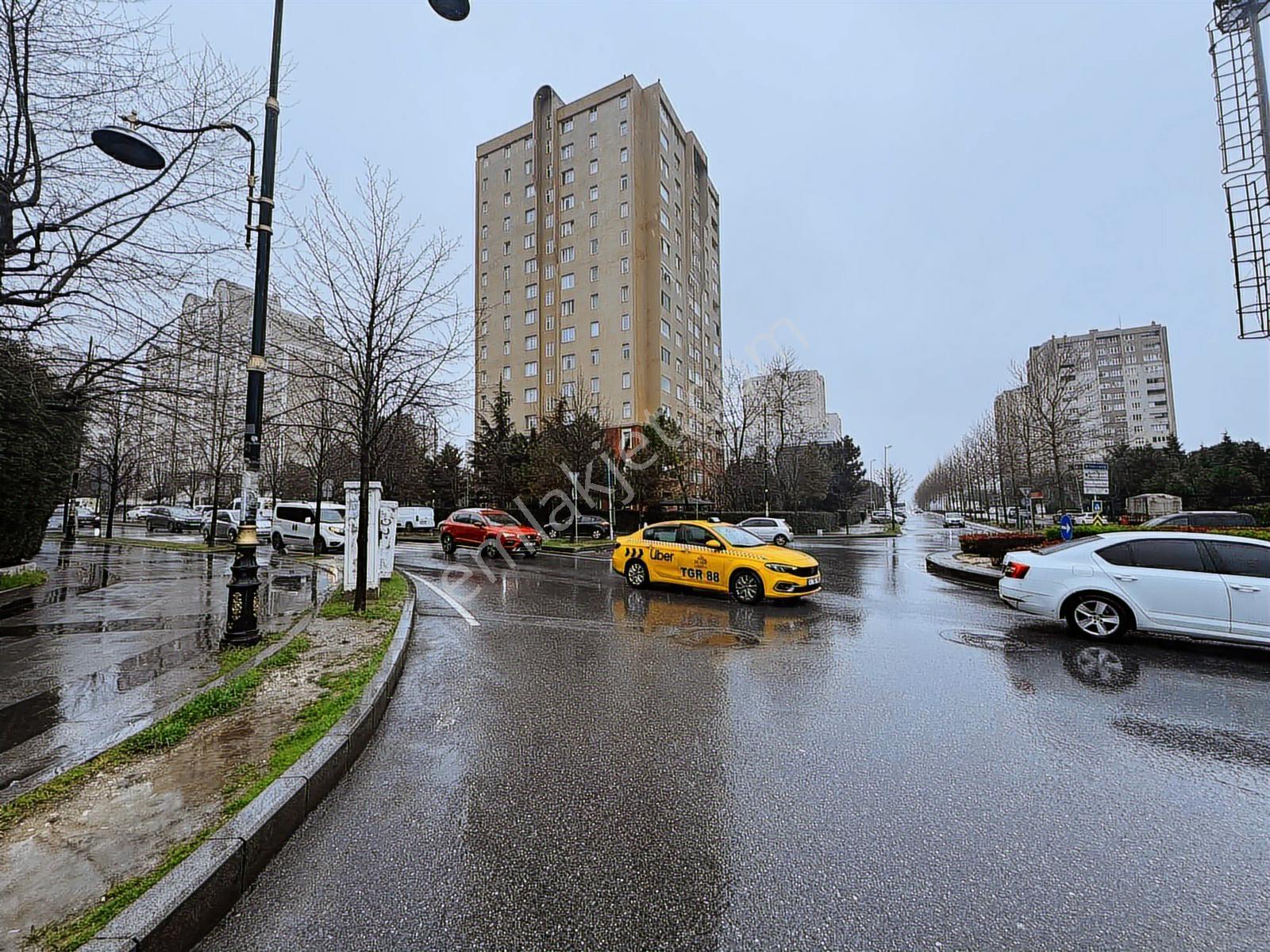 Remax Ten E-5 Ve Marmara Park Avm Ye Çok Yakın Tadilatlı 3+1 - Görsel 35