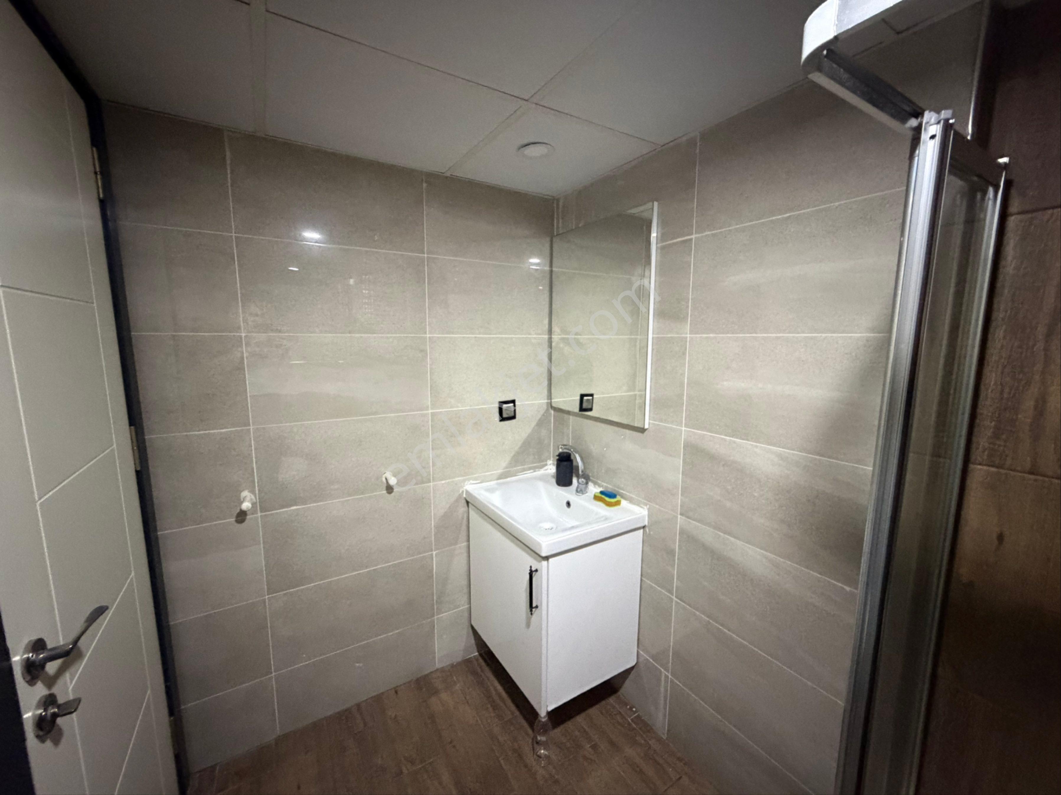 Metro Civarı Uygun Fiyatlı 2+1 Kiralık Daire - Görsel 17