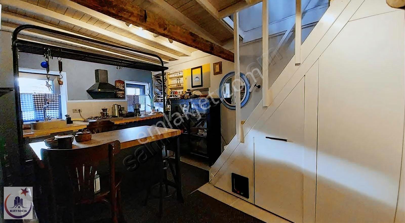 Kuzey Sancak'tan Deniz Manzaralı Loft Rum Evi - Görsel 16
