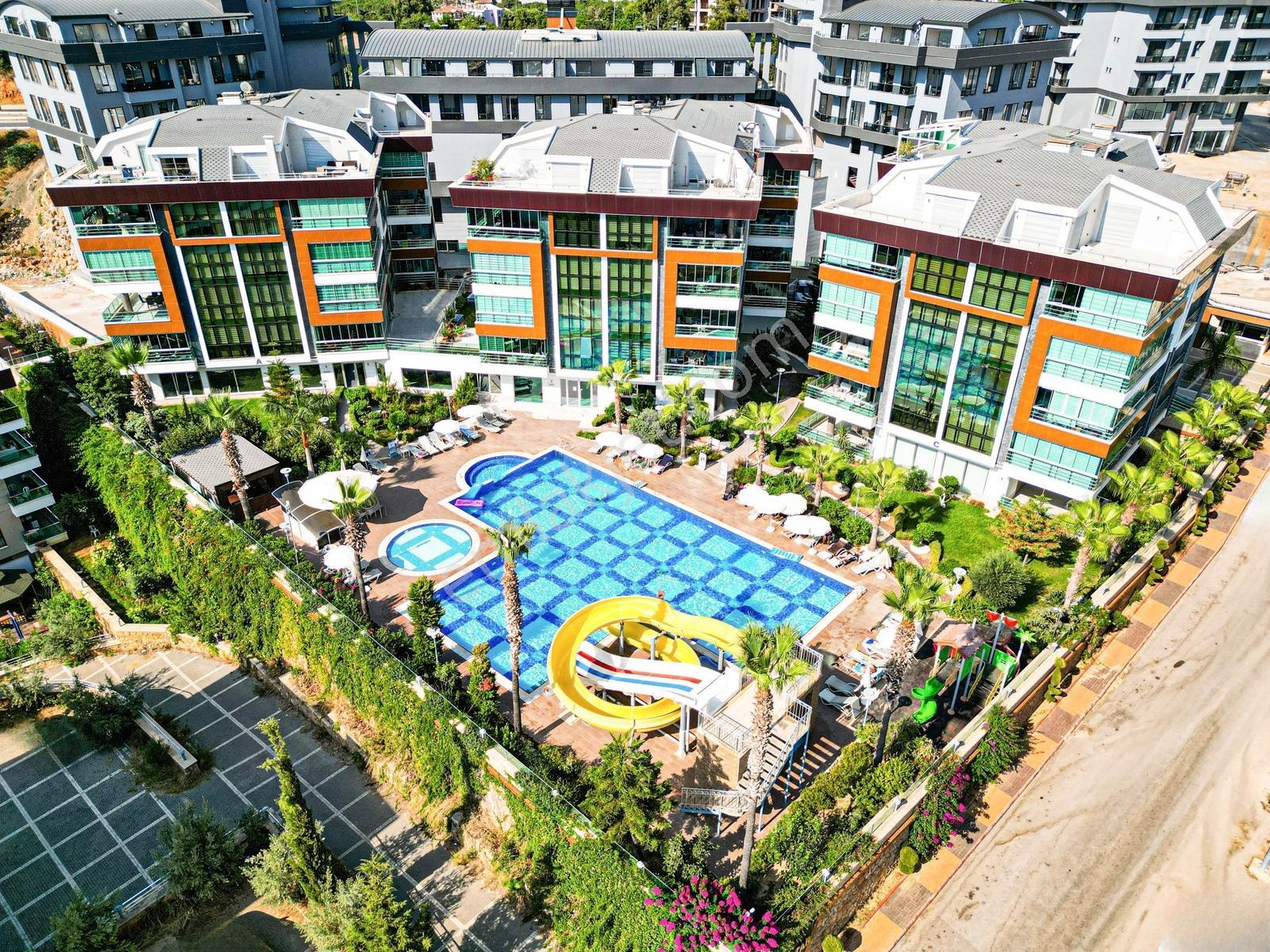 Alanya Oba'da Aktiviteli Site İçerisinde Satılık 3+1 Daire - Görsel 3