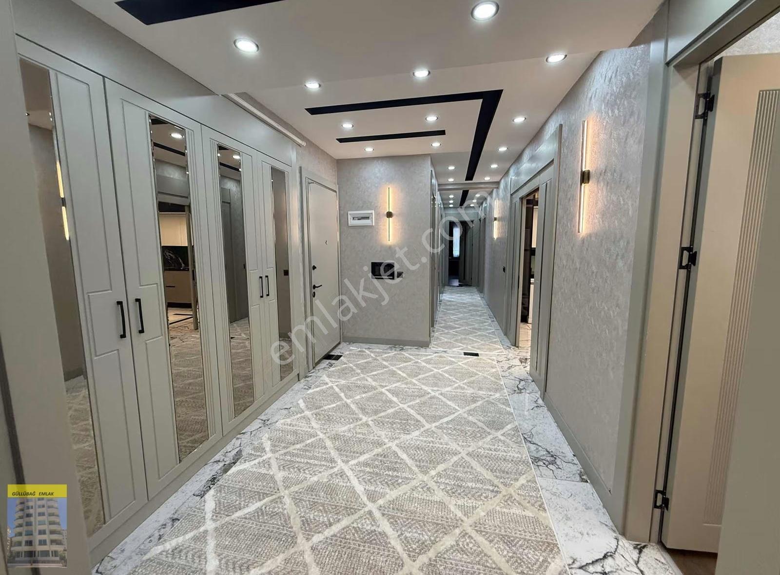 Kanalboyu'nda Lüx 4+1 Köşebaşı Daire - Görsel 9