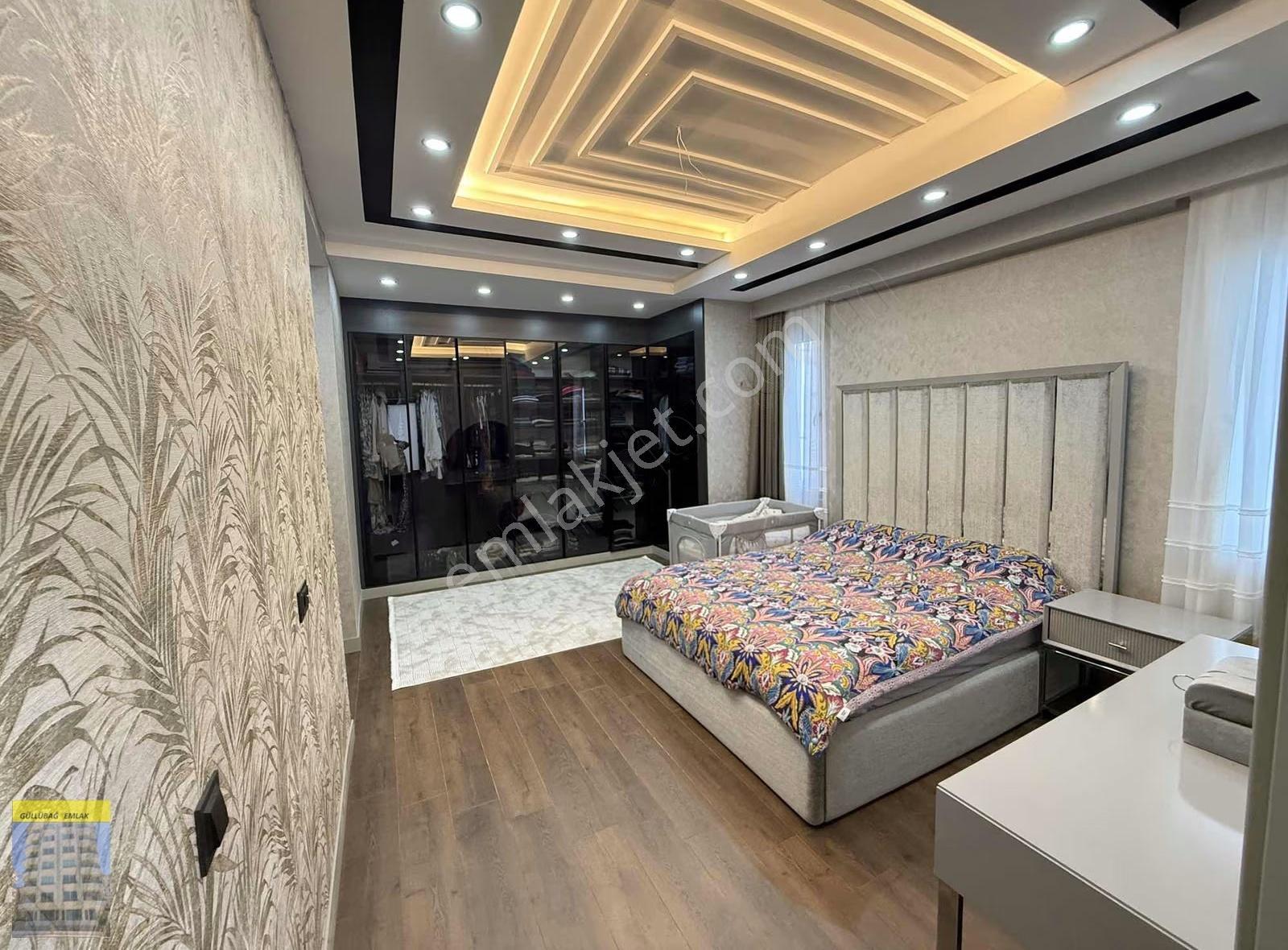 Kanalboyu'nda Lüx 4+1 Köşebaşı Daire - Görsel 15