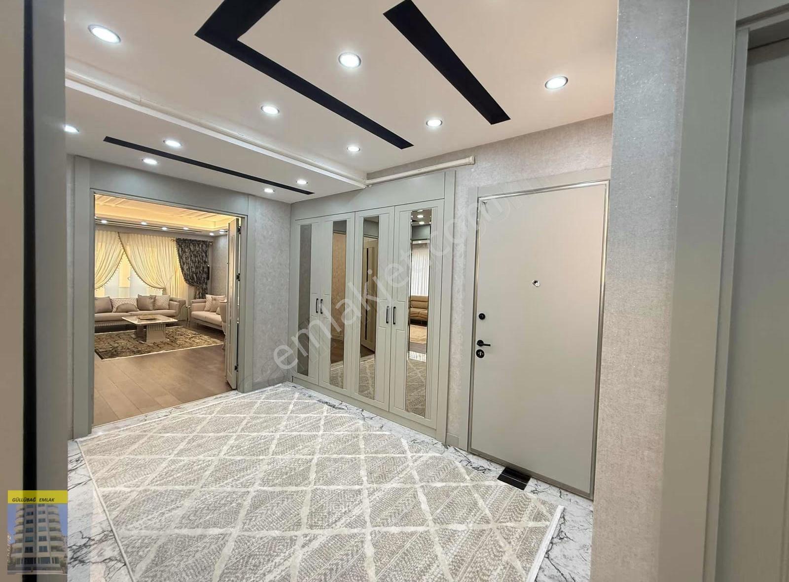 Kanalboyu'nda Lüx 4+1 Köşebaşı Daire - Görsel 13