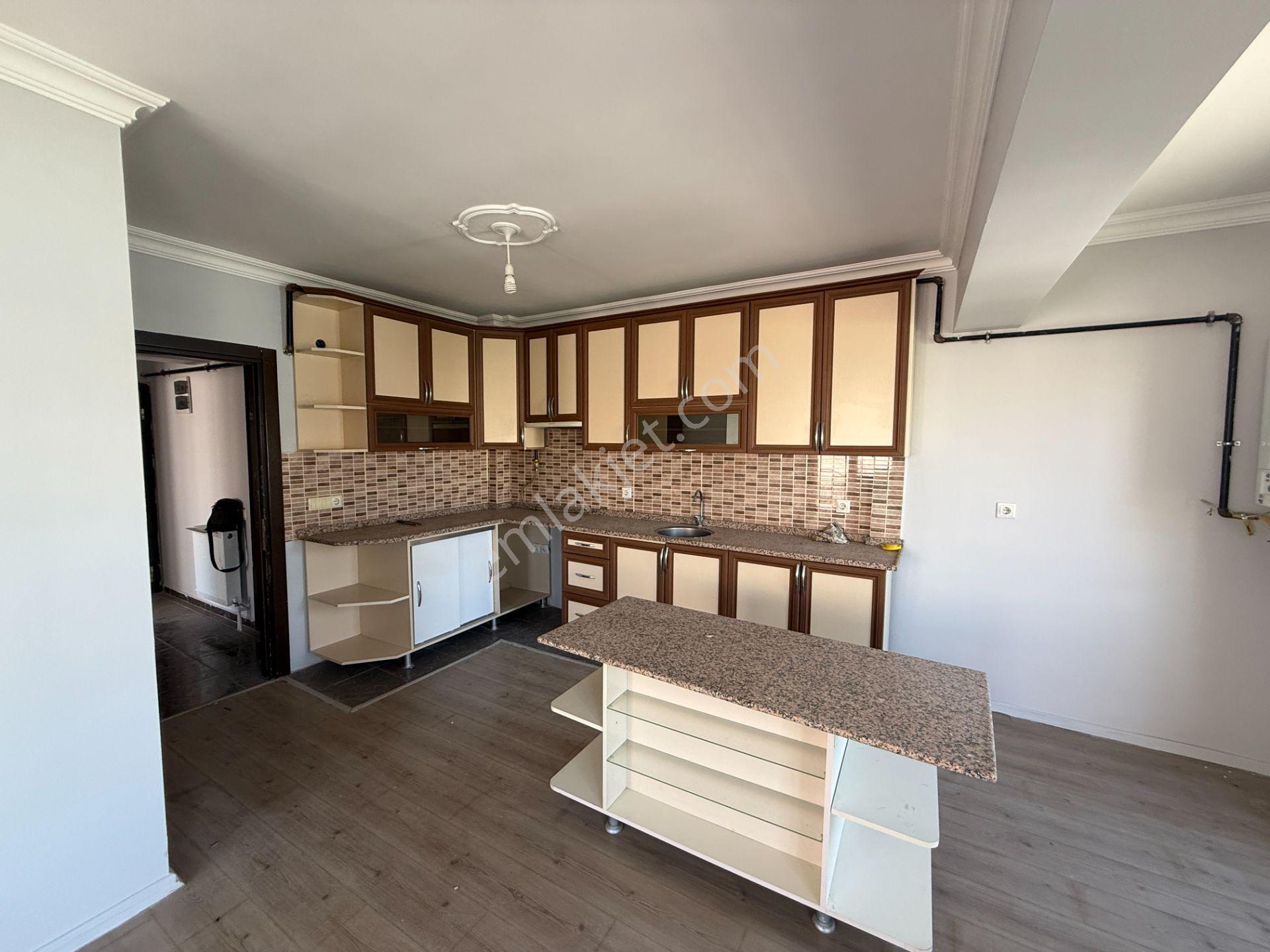 Turyap Buca'dan Adatepe Mah.de Kiralık 2+1 Daire - Görsel 5