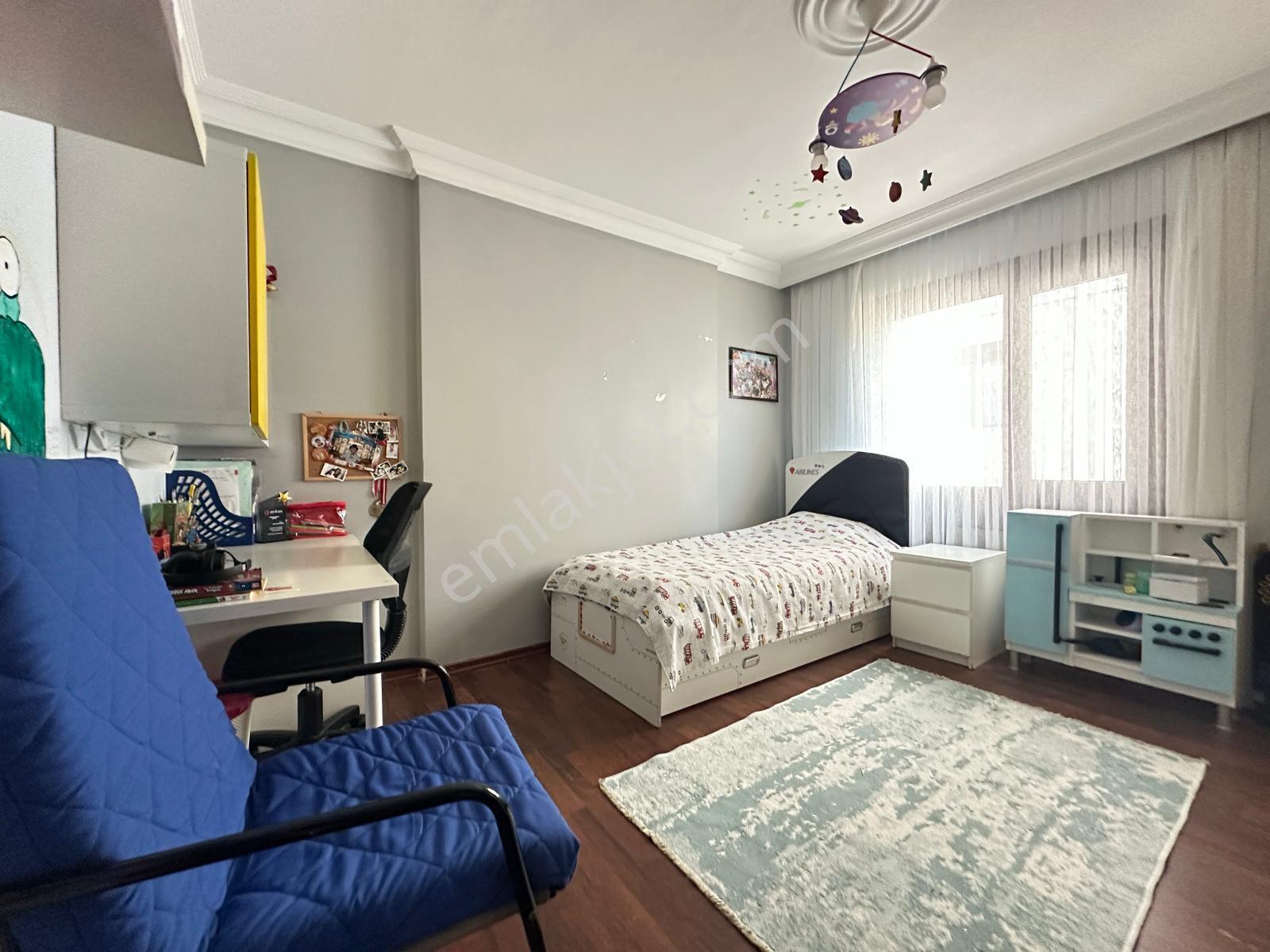 ▃artemin▃zümrütevler'de Metro'ya Yakın Ön Cephe 140m² 3+1! - Görsel 24