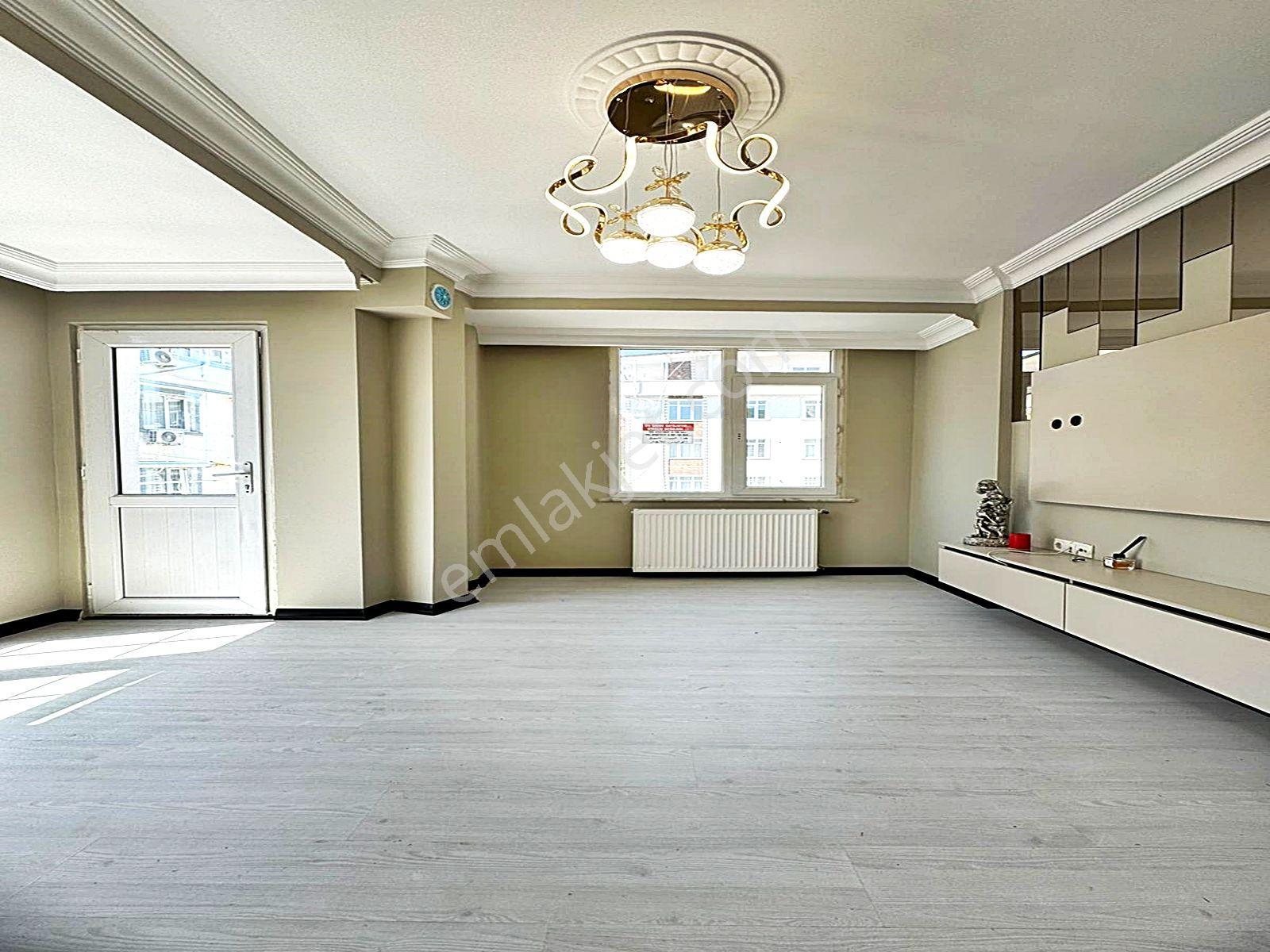 Cadde34 Yapı'dan Kıraç Hürriyette Eminevim & Fuzuleve Ve %70 Krediye Uygun Satılık 2+1 Arakat Daire! - Görsel 3