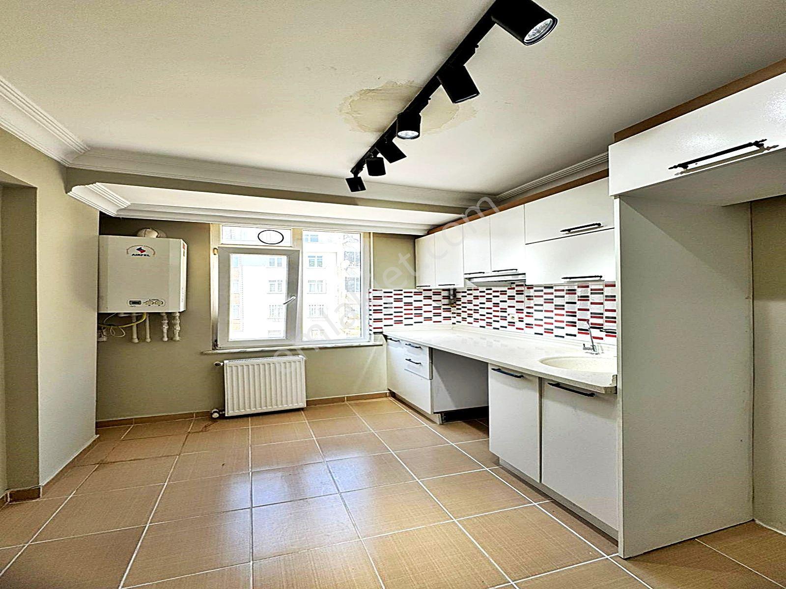 Cadde34 Yapı'dan Kıraç Hürriyette Eminevim & Fuzuleve Ve %70 Krediye Uygun Satılık 2+1 Arakat Daire! - Görsel 12