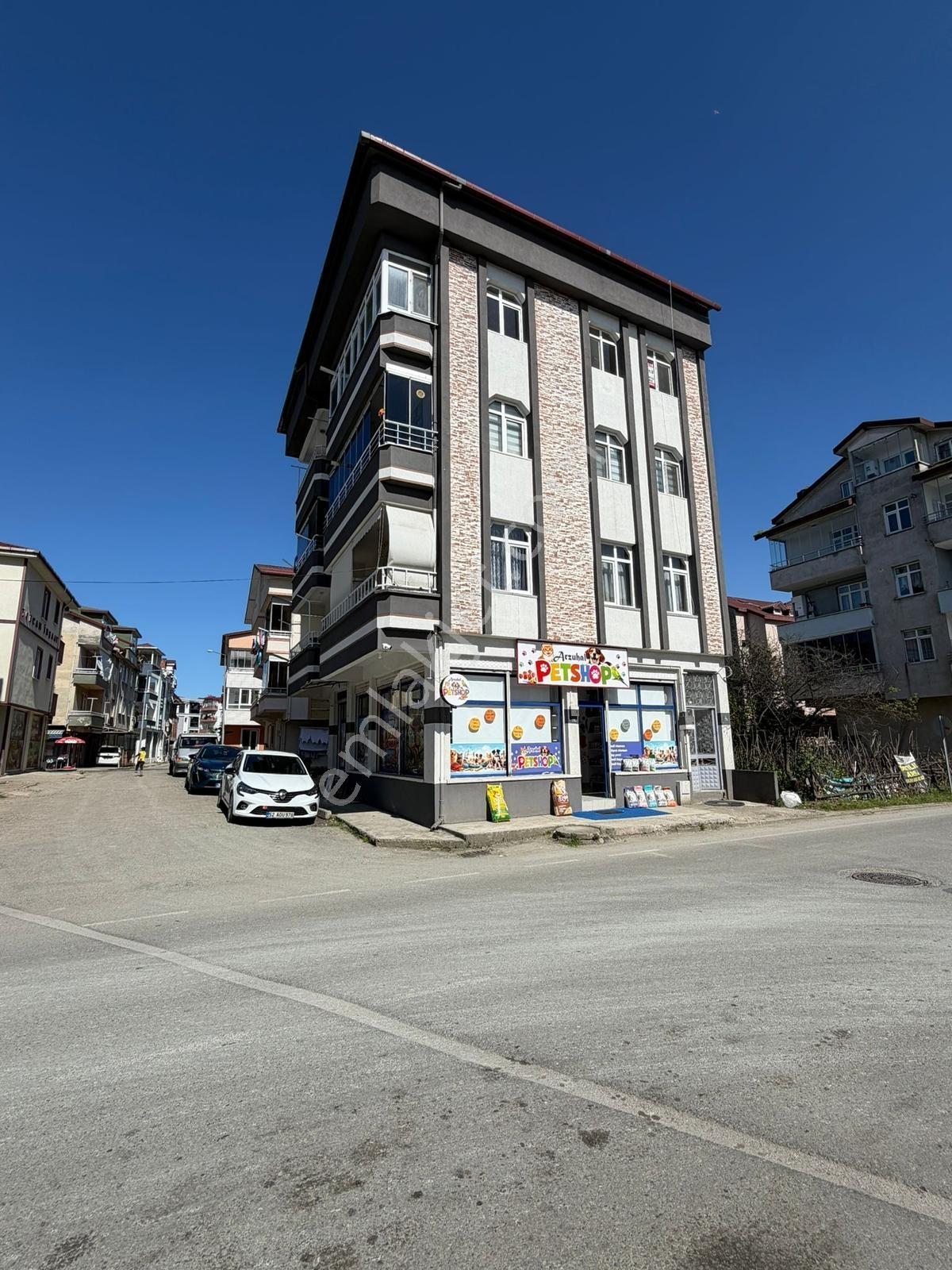 Ordu Hekimoğlu Emlak'dan Karşıyaka'da 2+1 Kiralık Daire - Görsel 3
