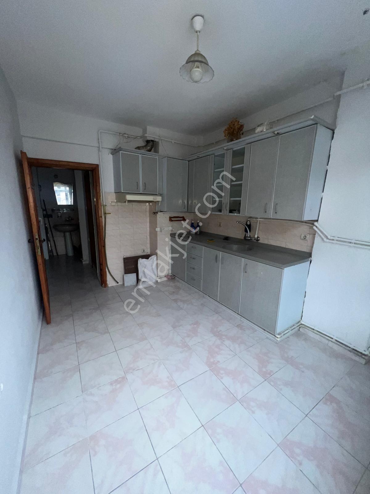 Ordu Hekimoğlu Emlak Kiralık Geniş 2+1 Daire - Görsel 18