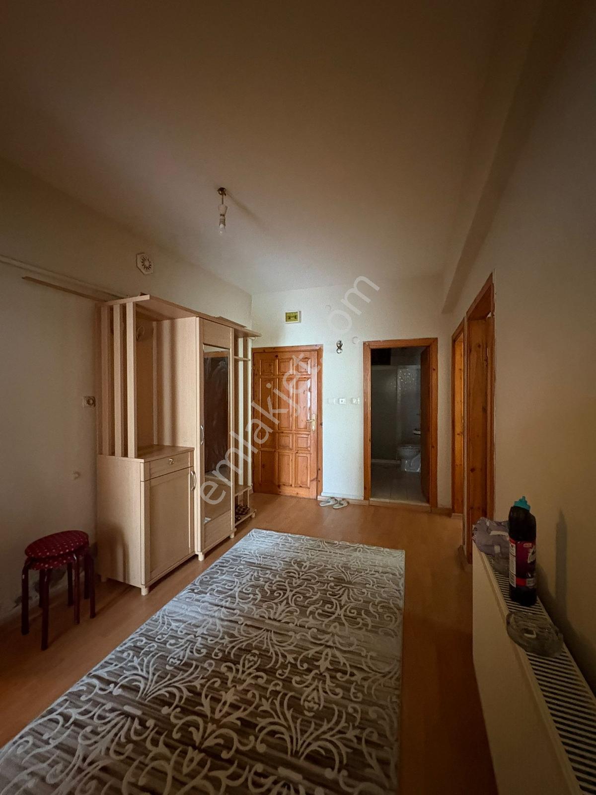 Ordu Hekimoğlu Emlak'tan Yenimahallede Eşyalı Kiralık Daire