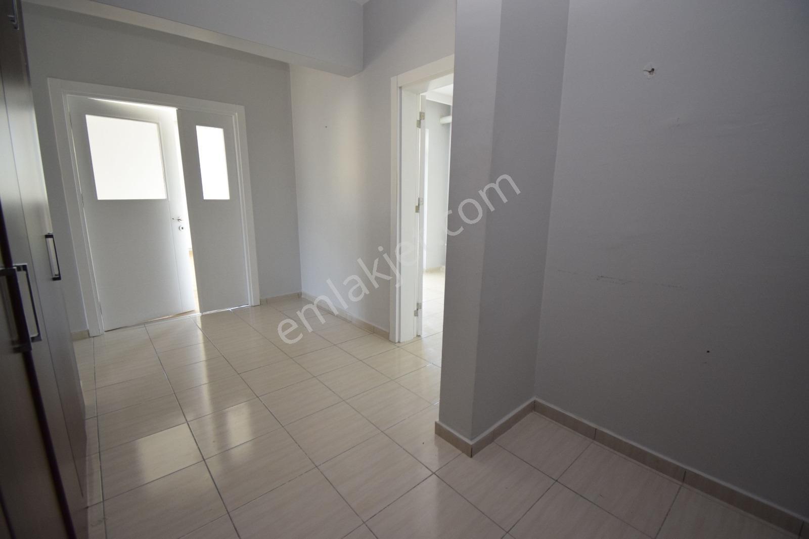 Turyaptan Etimesgut Yapracık Odtü Sitesinde Kiralık 3+1 Daire - Görsel 24