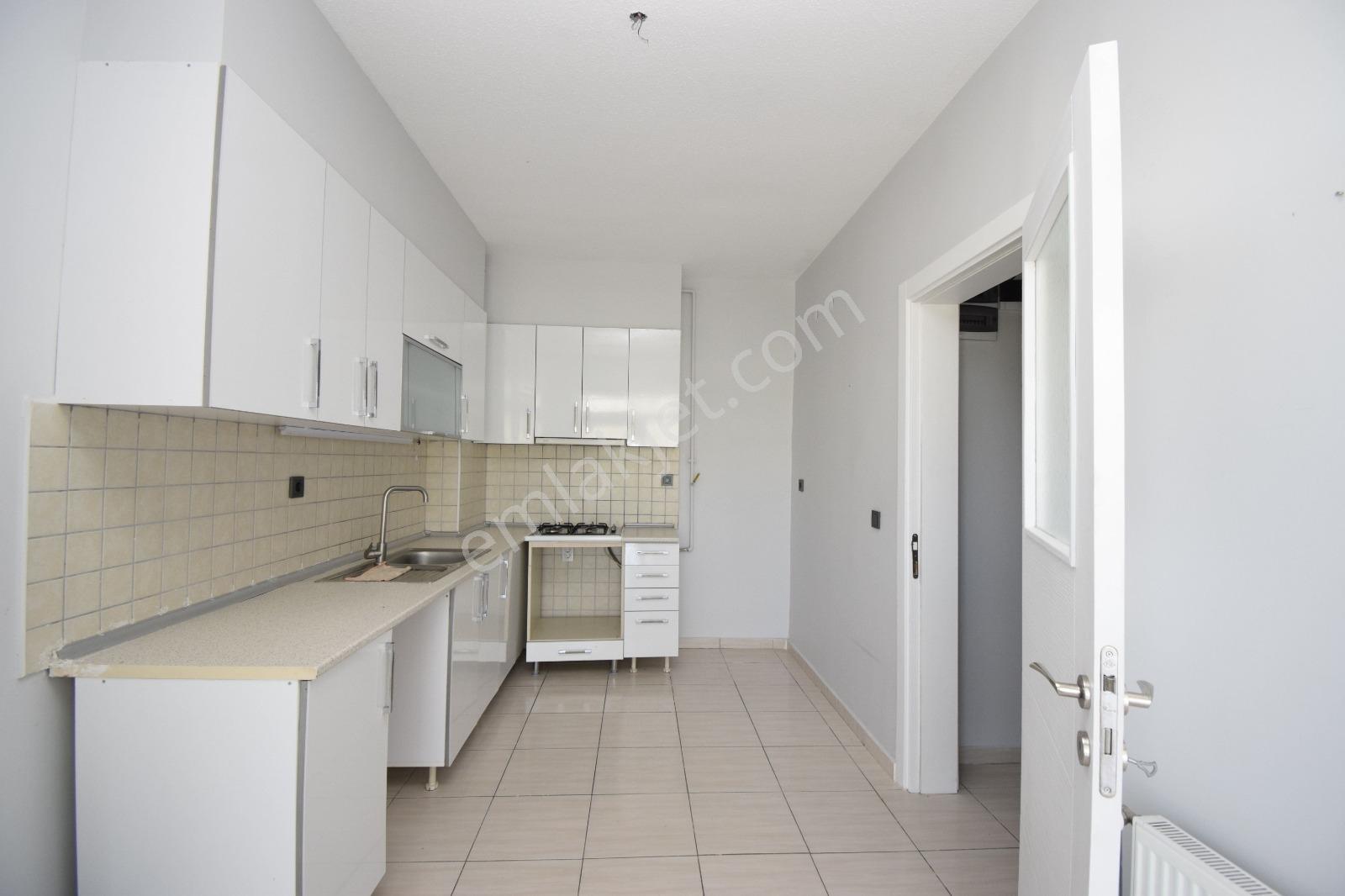 Turyaptan Etimesgut Yapracık Odtü Sitesinde Kiralık 3+1 Daire - Görsel 22