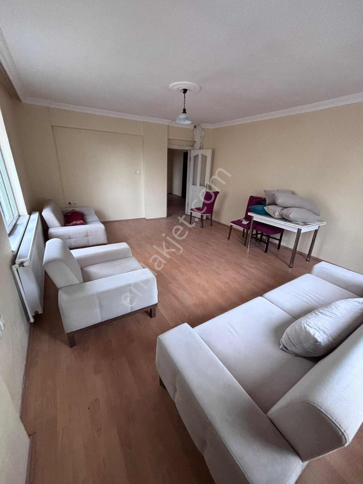 Ergene Cumhuriyet Mahallesi Kiralık 2+1 Daire - Görsel 11