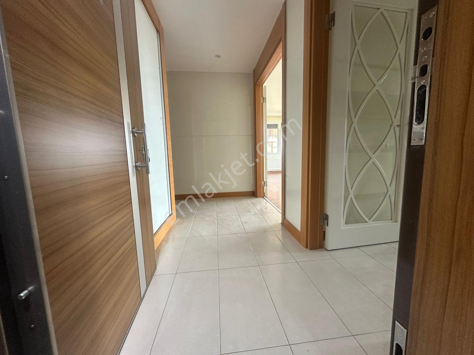 Beykent Vista4 Resıdencede Deniz Manzaralı 2+1 Bahçe Katı Kiralı - Görsel 4