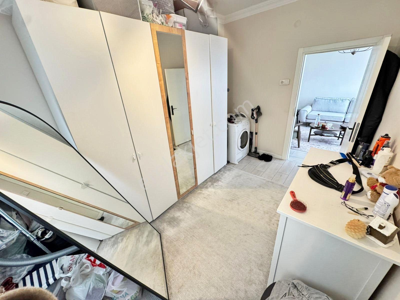 Aşağı Eğlence Mah. Giresun Cad. Paraleli Mendil Sokak'ta 2.kat Lüx Yapılı 3+1 Çift Balkon Güney Cep. - Görsel 13