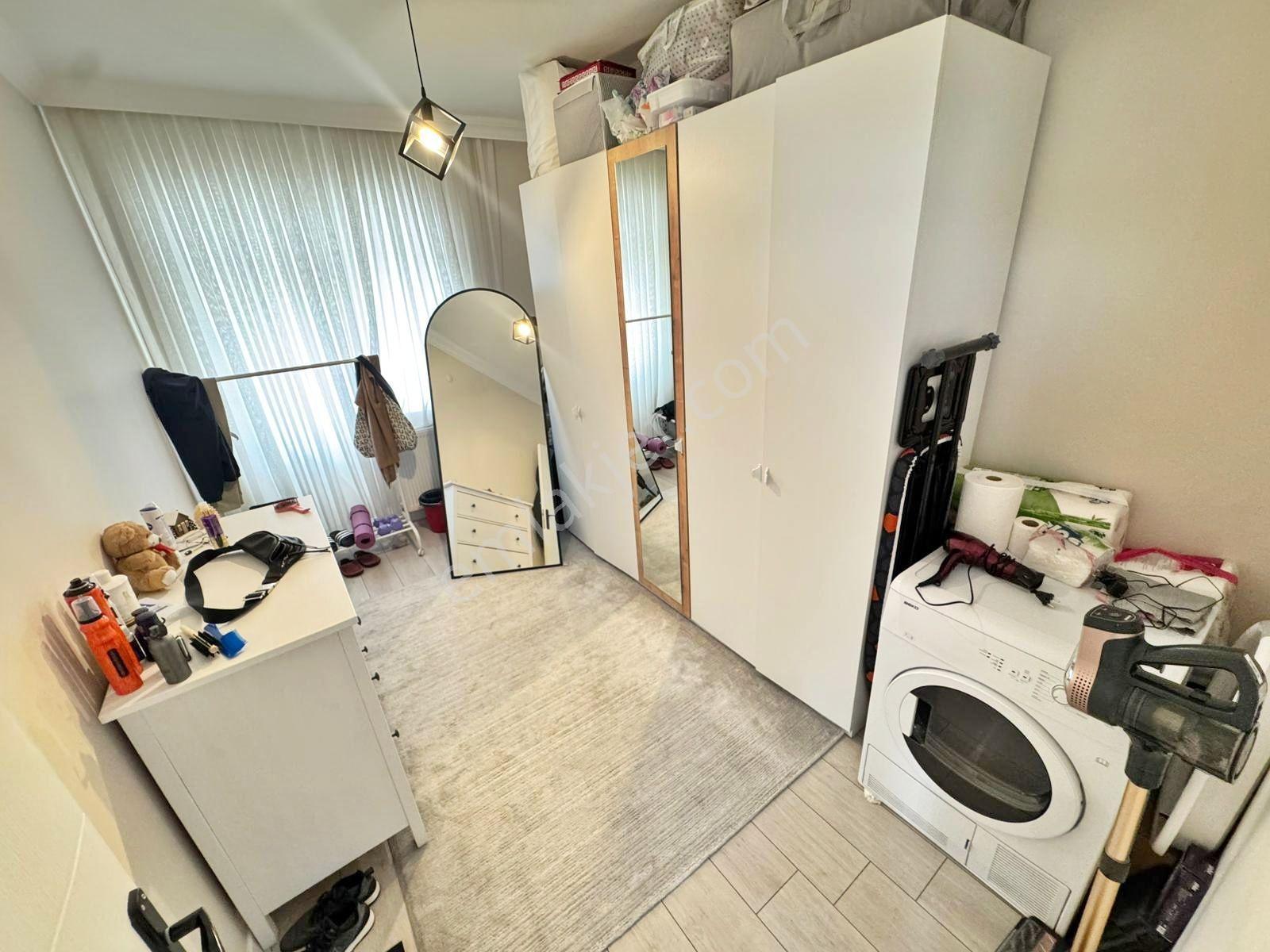 Aşağı Eğlence Mah. Giresun Cad. Paraleli Mendil Sokak'ta 2.kat Lüx Yapılı 3+1 Çift Balkon Güney Cep. - Görsel 25