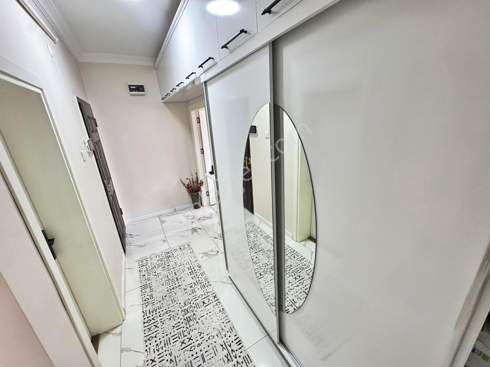 Aşağı Eğlence Mah. Giresun Cad. Paraleli Mendil Sokak'ta 2.kat Lüx Yapılı 3+1 Çift Balkon Güney Cep. - Görsel 28
