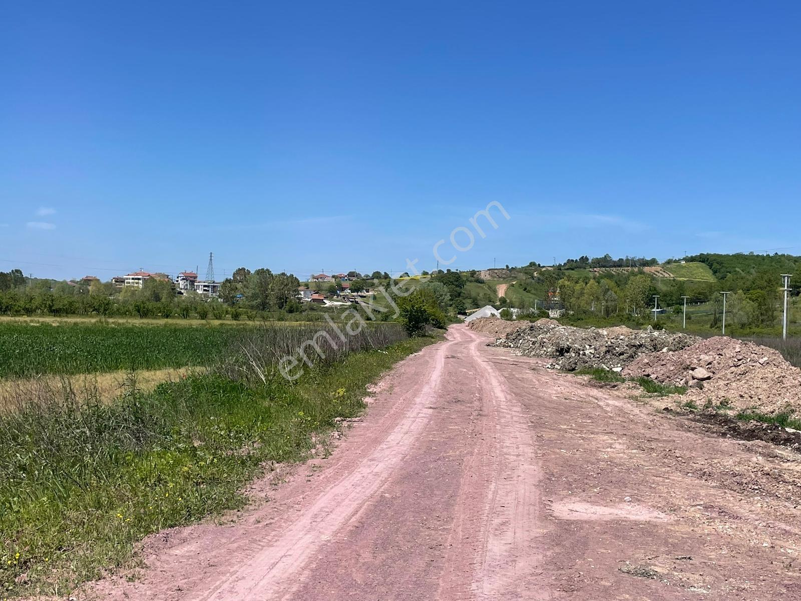 Söğütlü Kurudilde 1064m2 Çift Taraftan Yollu Fırsat - Görsel 6