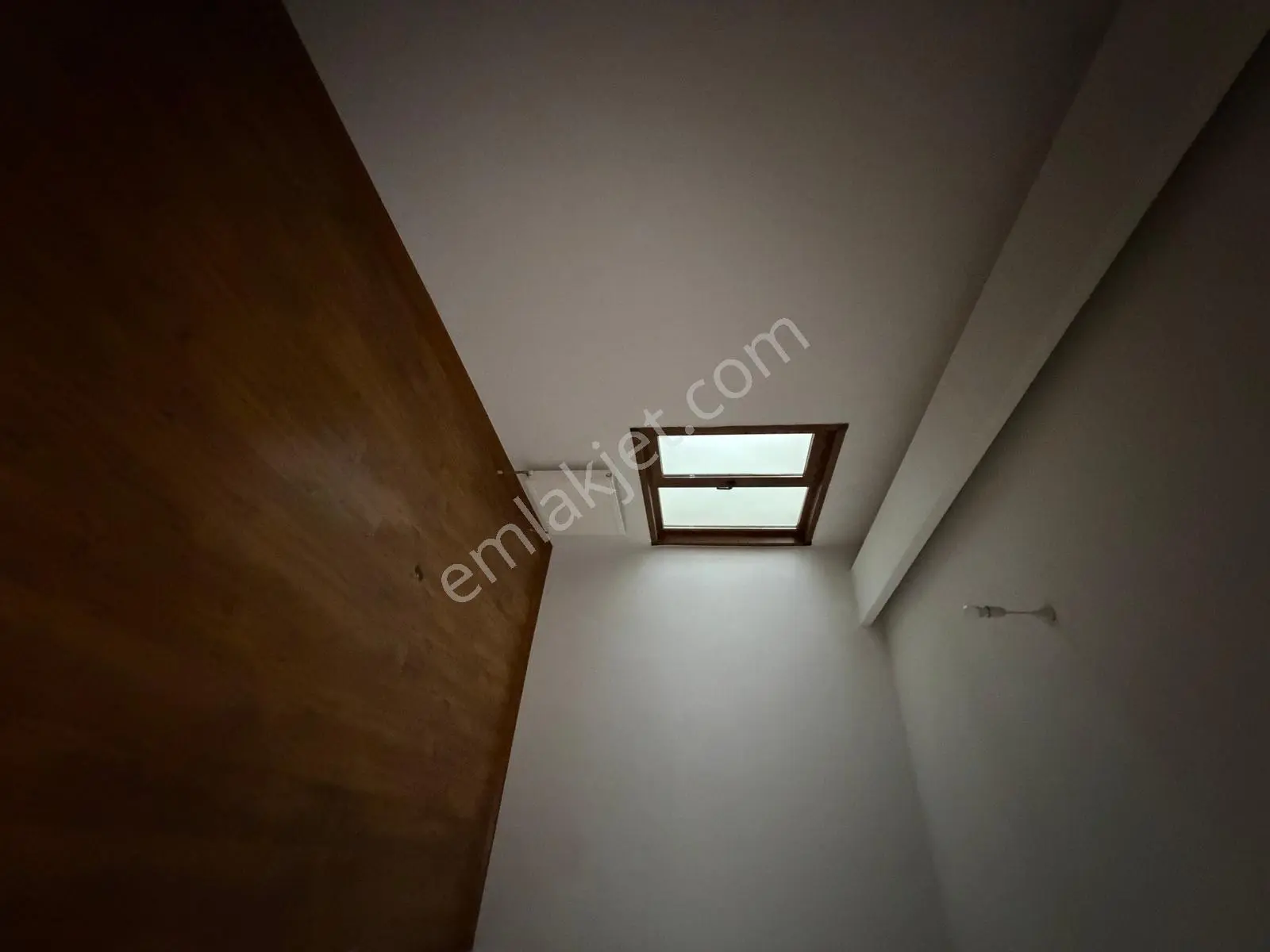 Hedef Emlak'tan Sivas Lisesi Civarı 3+1 Lüx Kiralık Daire - Görsel 4