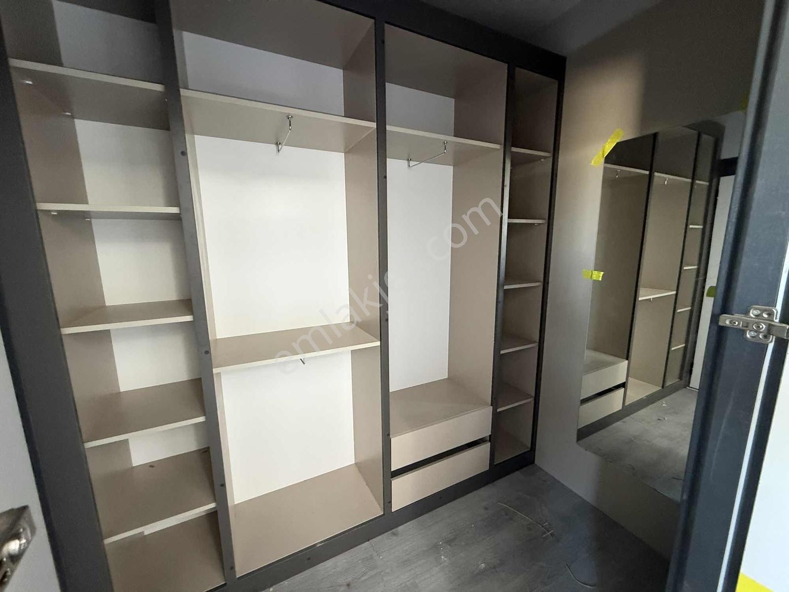 Bulvar Üzeri E.banyo-g.odalı Emsalsiz Geniş 3+1 Sıfır Köşe Daire - Görsel 17