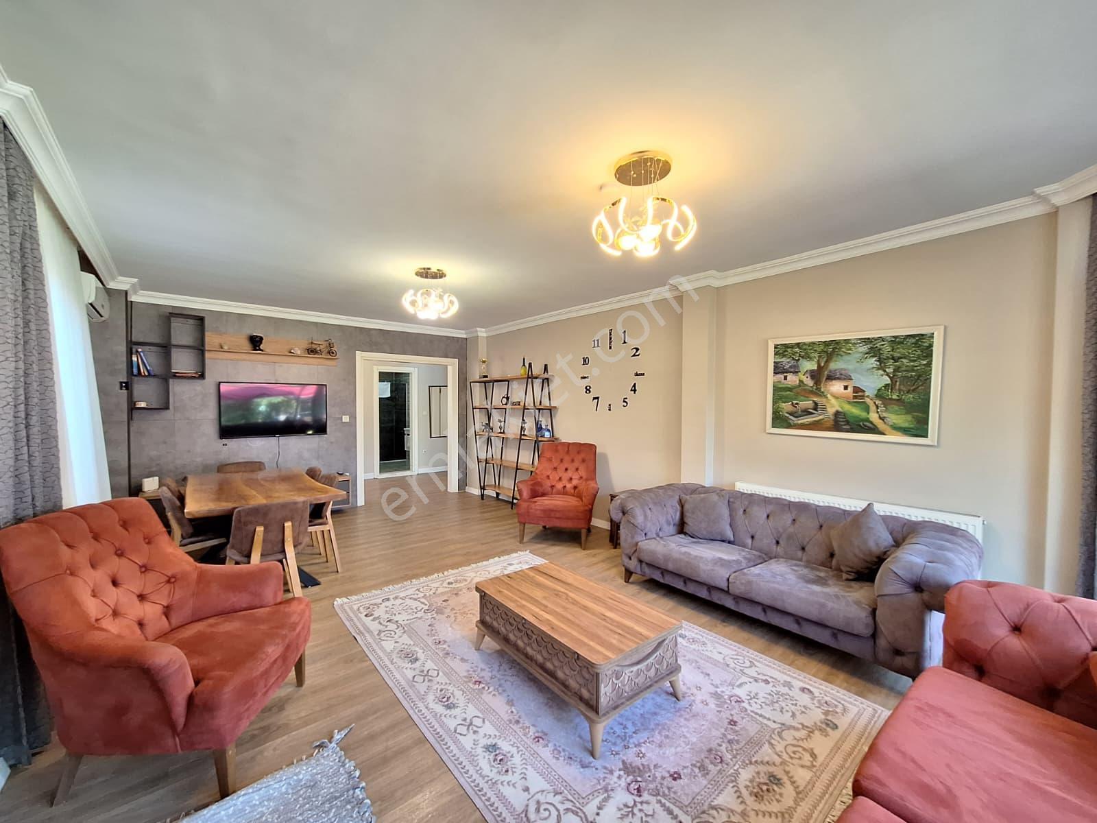 Sapanca Kırkpınar Bağdat Caddesinde Müstakil, Eşyalı Satılık Villa - Görsel 13
