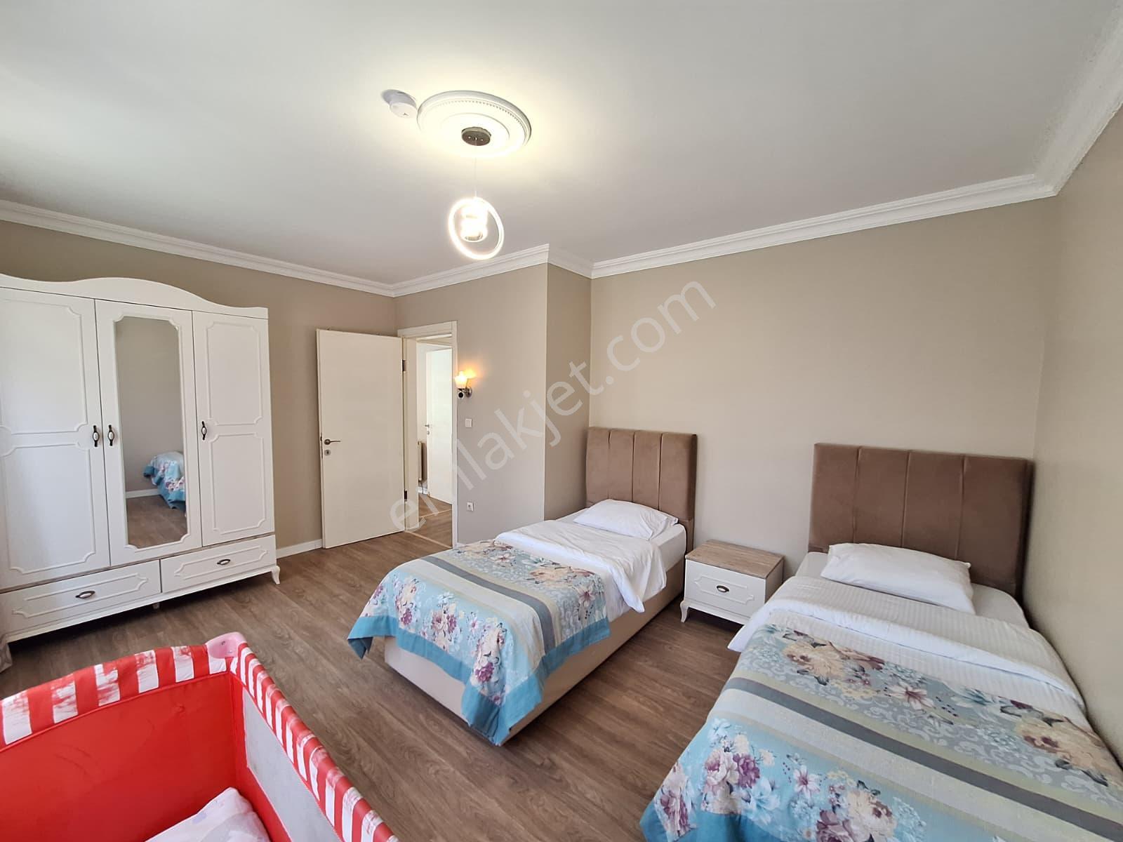 Sapanca Kırkpınar Bağdat Caddesinde Müstakil, Eşyalı Satılık Villa - Görsel 18