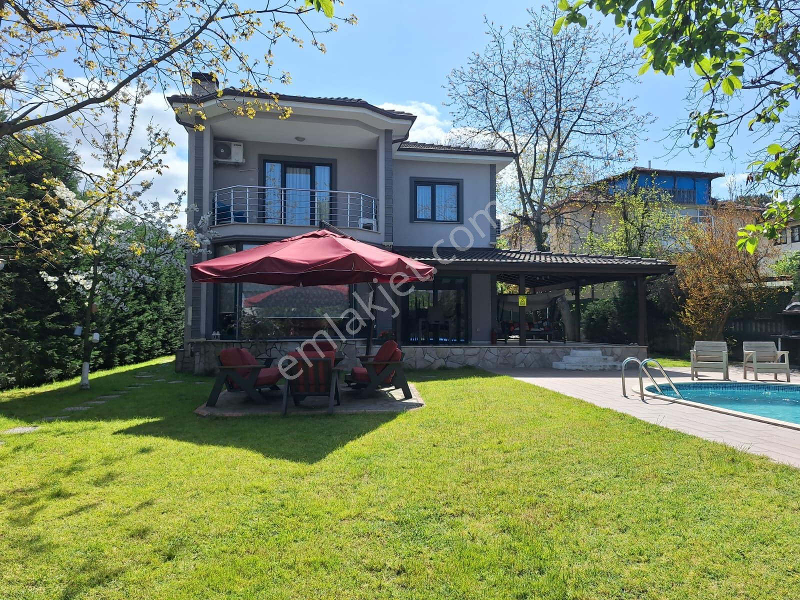 Sapanca Kırkpınar Bağdat Caddesinde Müstakil, Eşyalı Satılık Villa - Görsel 4