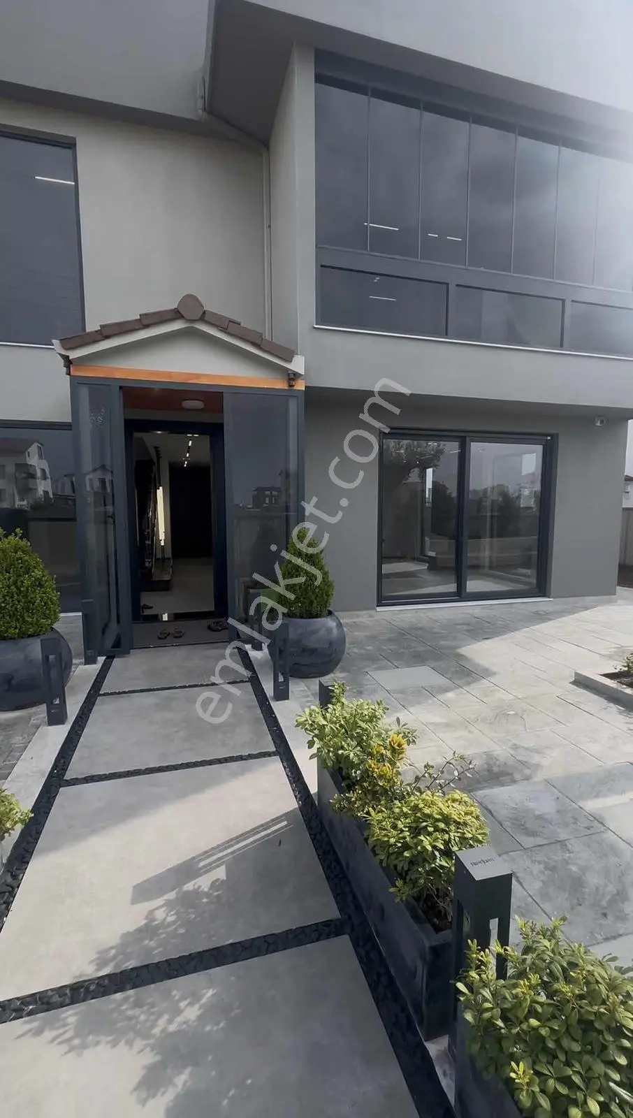 Çınarlı'da Emsalsiz Smart Villa - Görsel 5