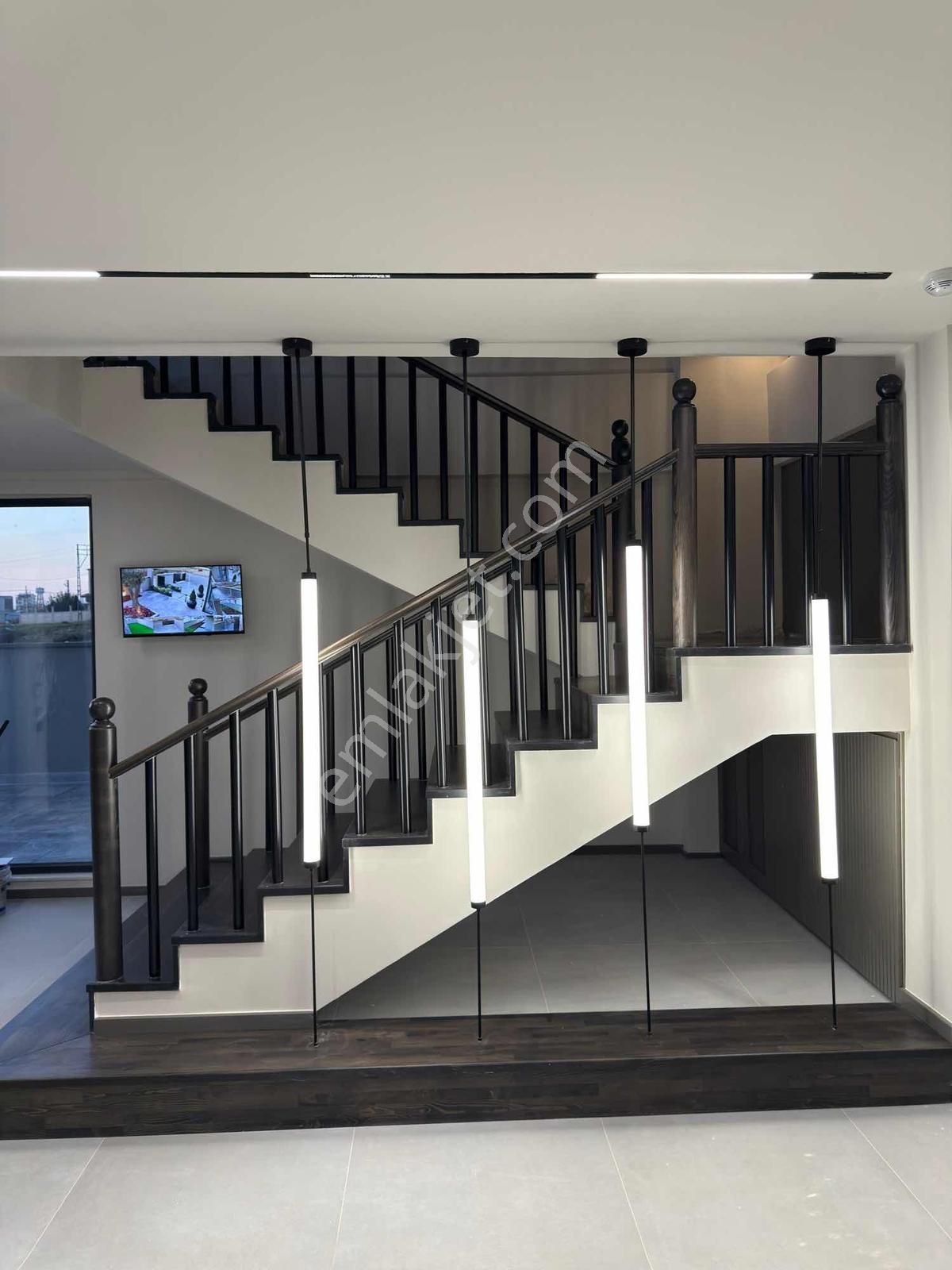 Çınarlı'da Emsalsiz Smart Villa - Görsel 2