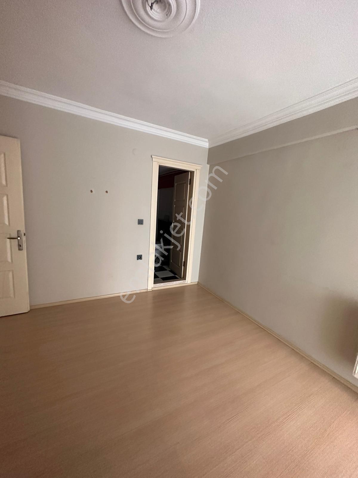 Türker Emlak I Yıldız Caddesi Yakını 3+1 140m2 , Doğalgazlı , Yeni Bina - Görsel 18