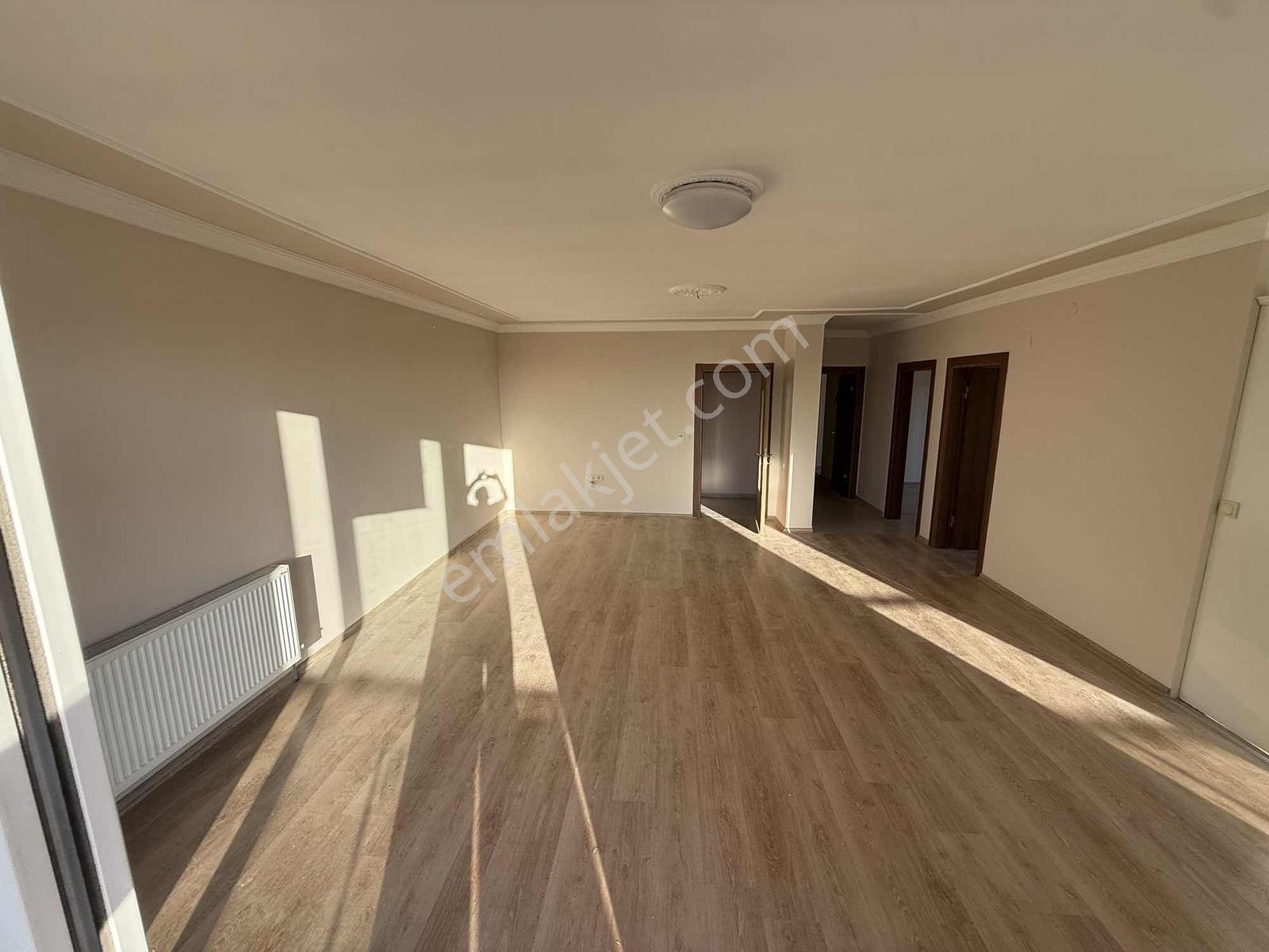 Gömeç Site İçerisinde Ferah Deniz Manzaralı 3+1 Daire - Görsel 15