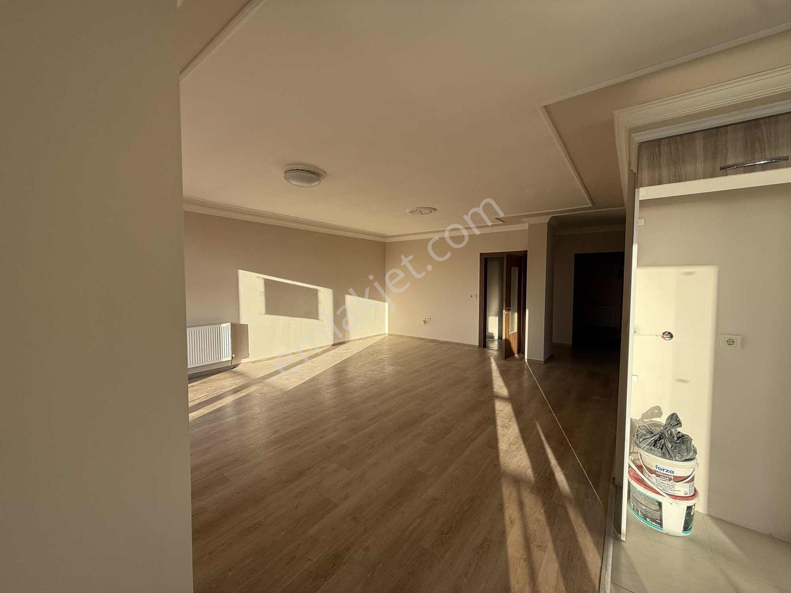 Gömeç Site İçerisinde Ferah Deniz Manzaralı 3+1 Daire - Görsel 8