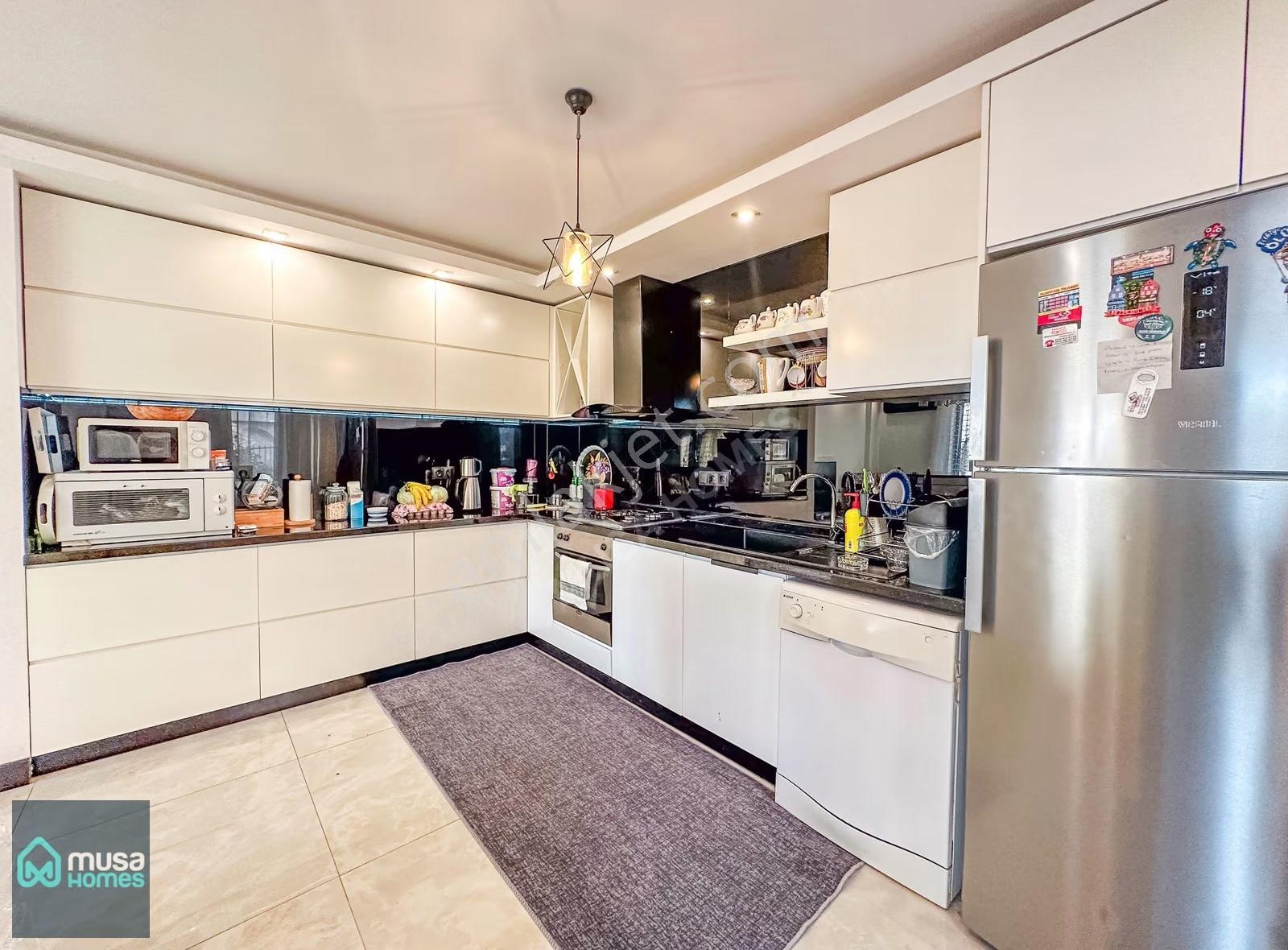 Kleopatra Plajı Karşısında Denize Sıfır 3+1 Satılık Daire Alanya - Görsel 17