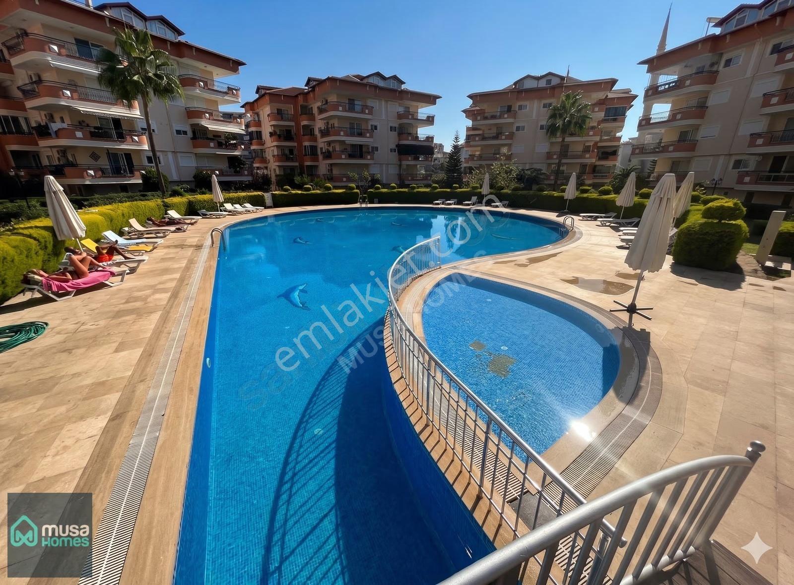 Alanya Oba Satılık 3+1 Dubleks Daire 200 M² Havuzlu Site Denize - Görsel 9