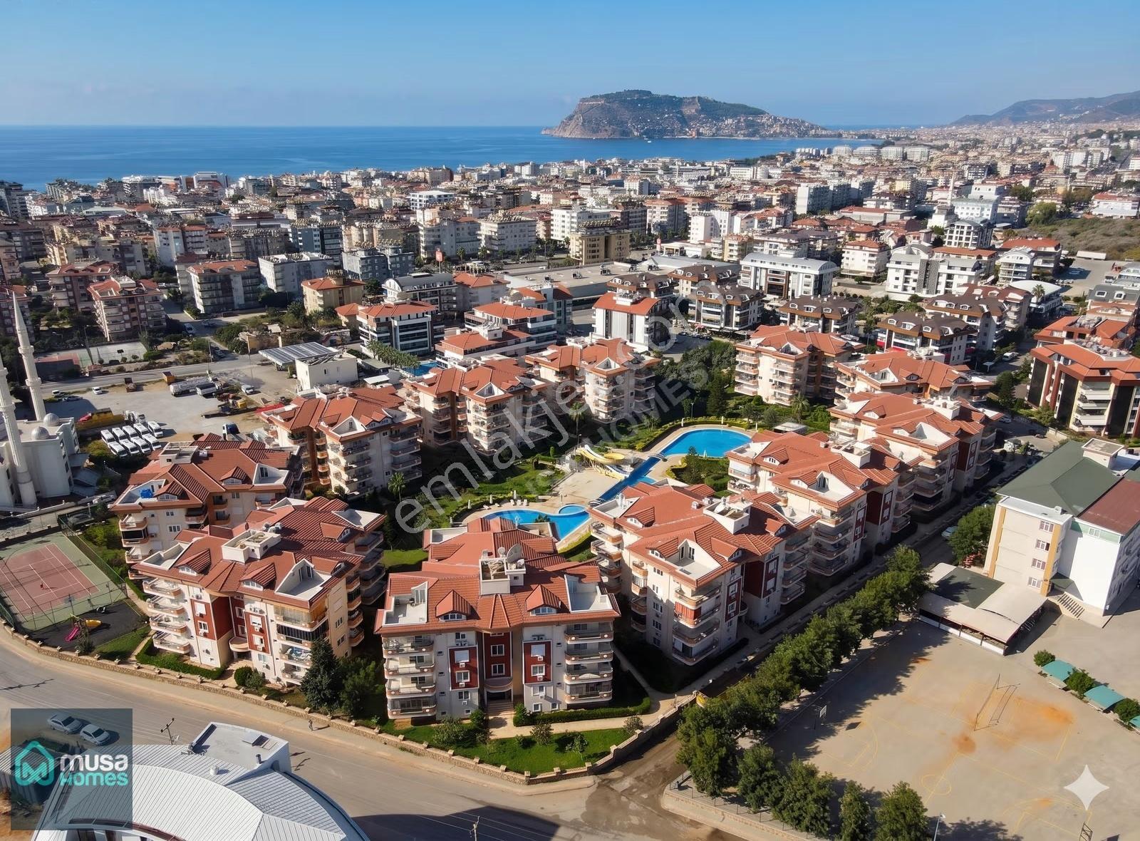 Alanya Oba Satılık 3+1 Dubleks Daire 200 M² Havuzlu Site Denize - Görsel 6
