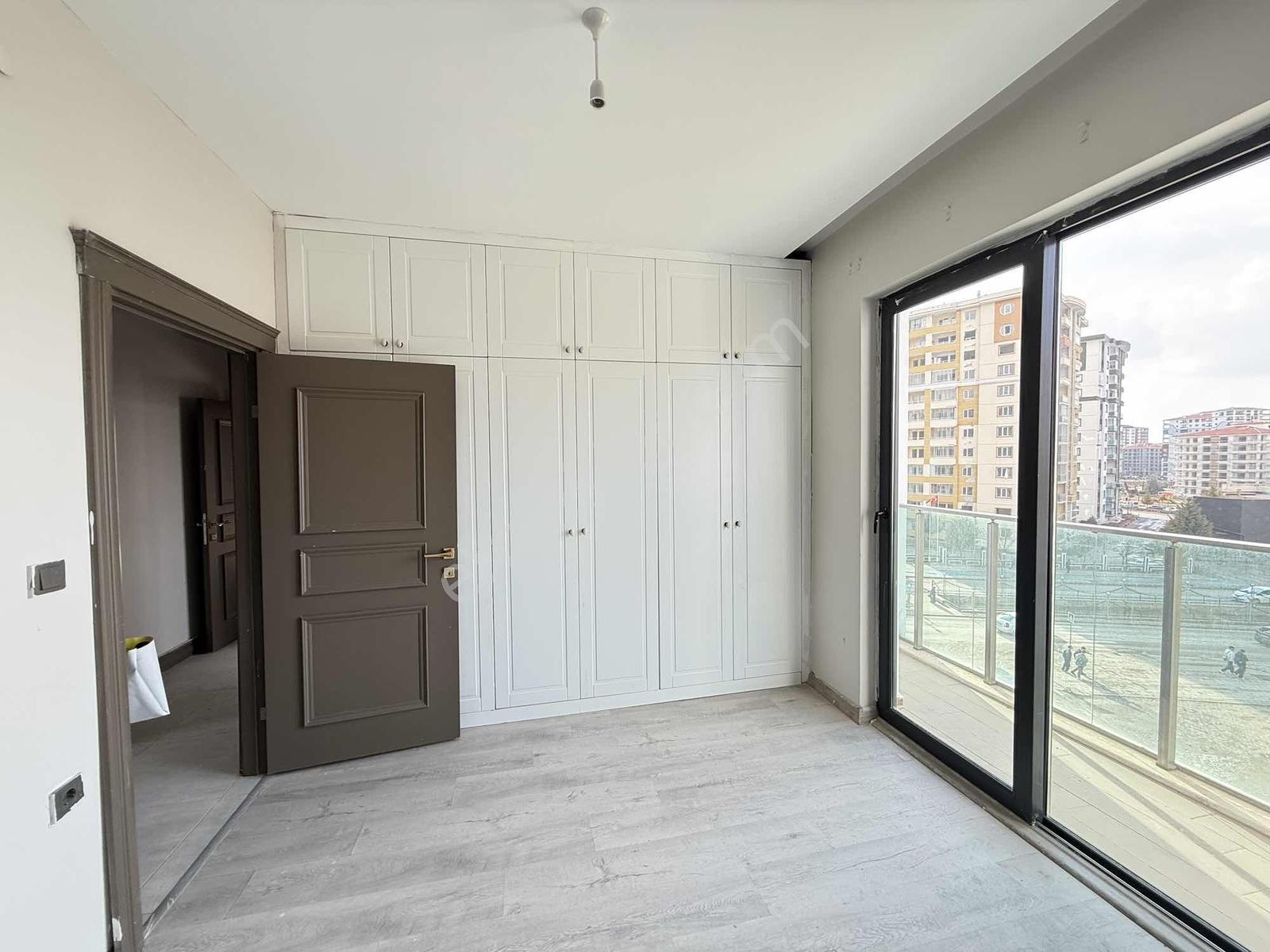 Turanlardan...bostanbaşı Ana Cadde 3+1 Kiralık Daire!!! - Görsel 21