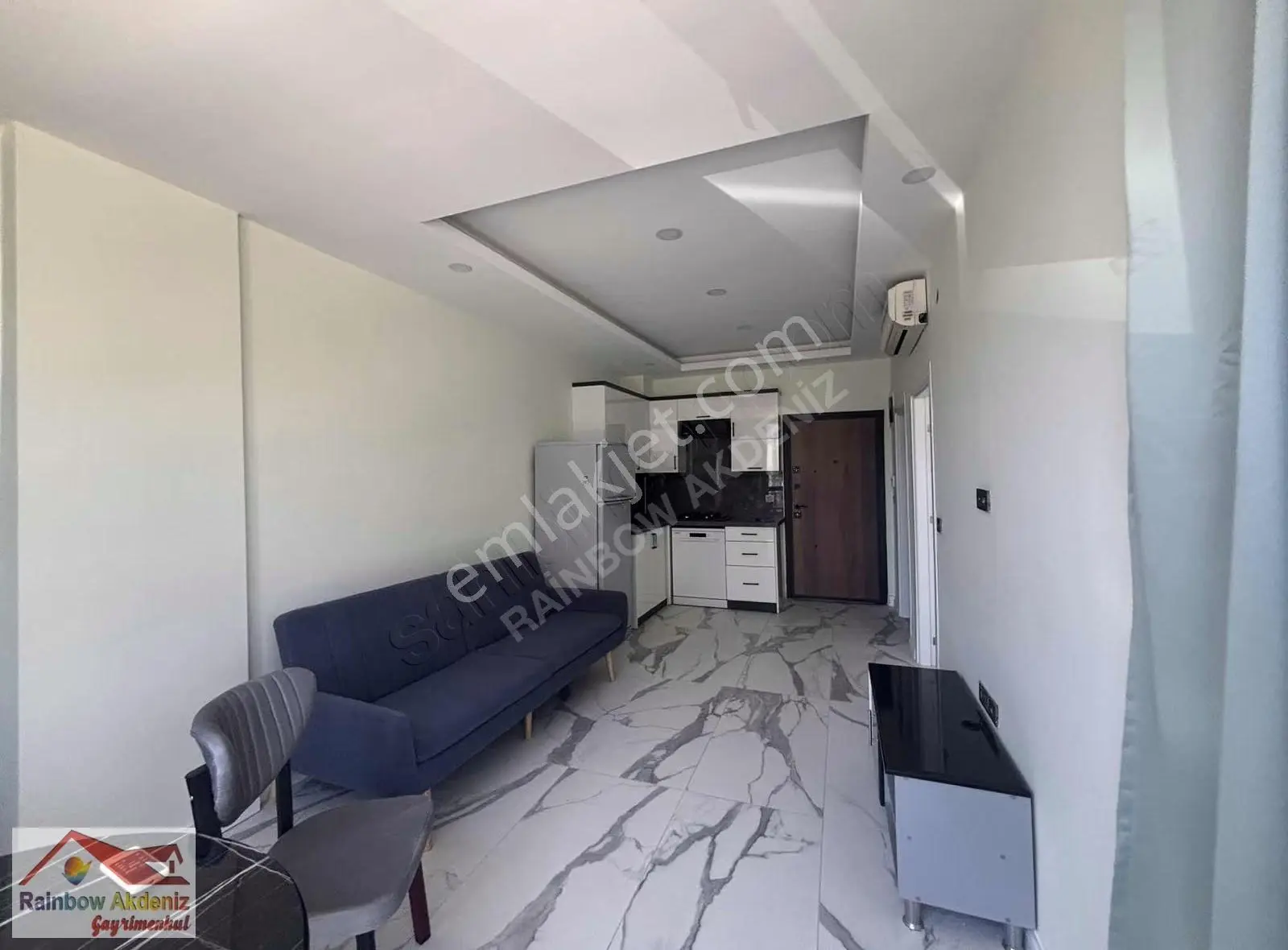 Sıte Merkez'de 1 + 1 Havuzlu Bınada Kıralık Eşyalı Daıre